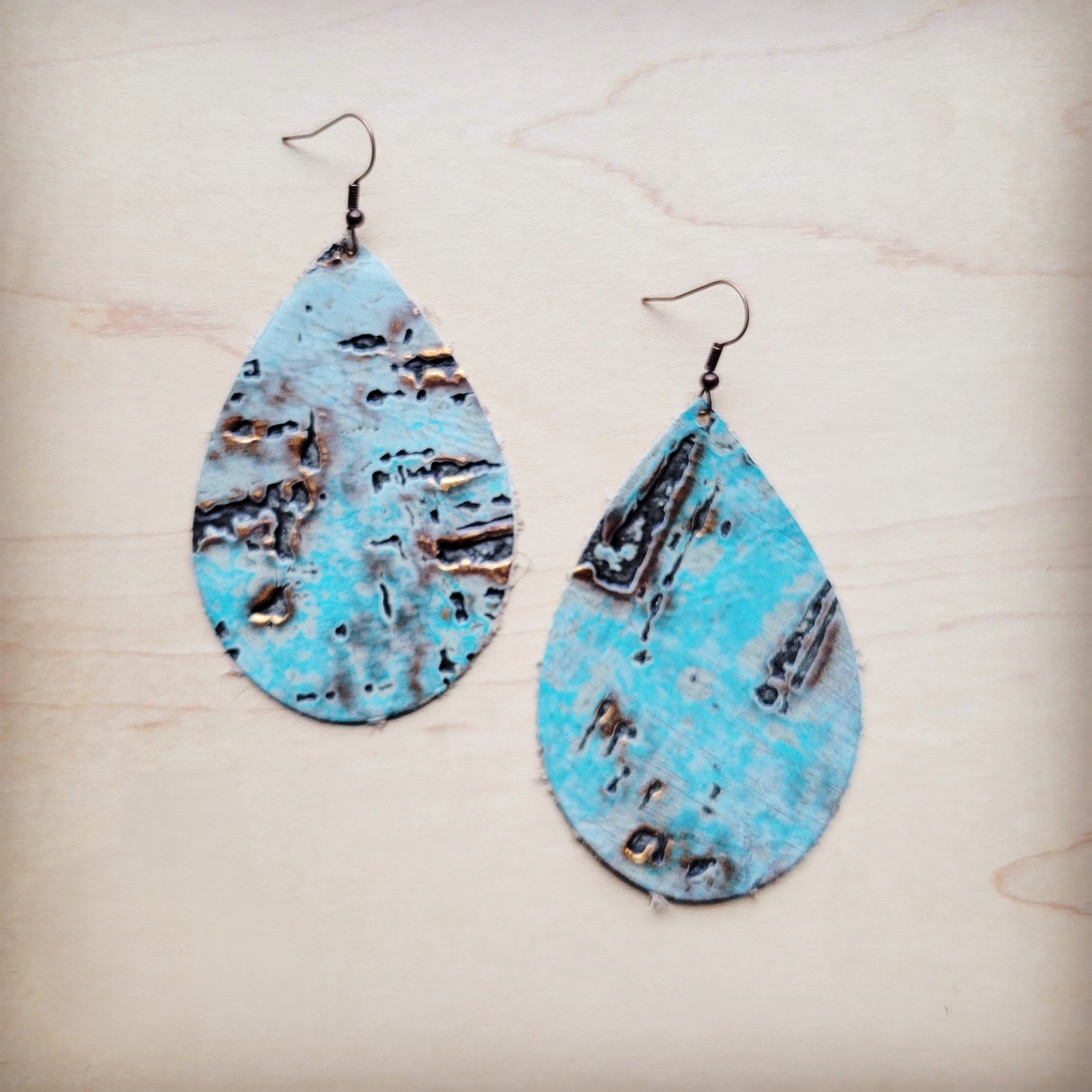 Leather Teardrop Earrings in Turquoise Metallic 222m