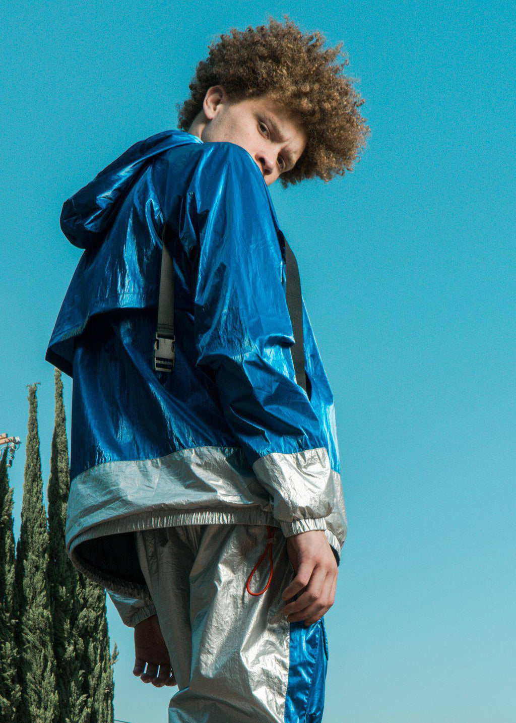 Blank State Men's Radiation Anorak in Metallic Blue