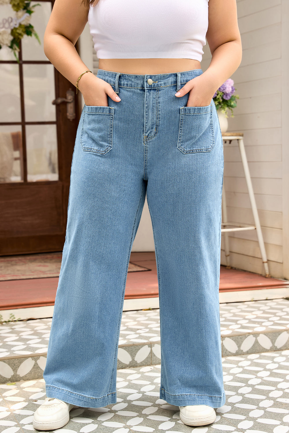 Plus Size Denim Textured Patch Pocket Jeans
