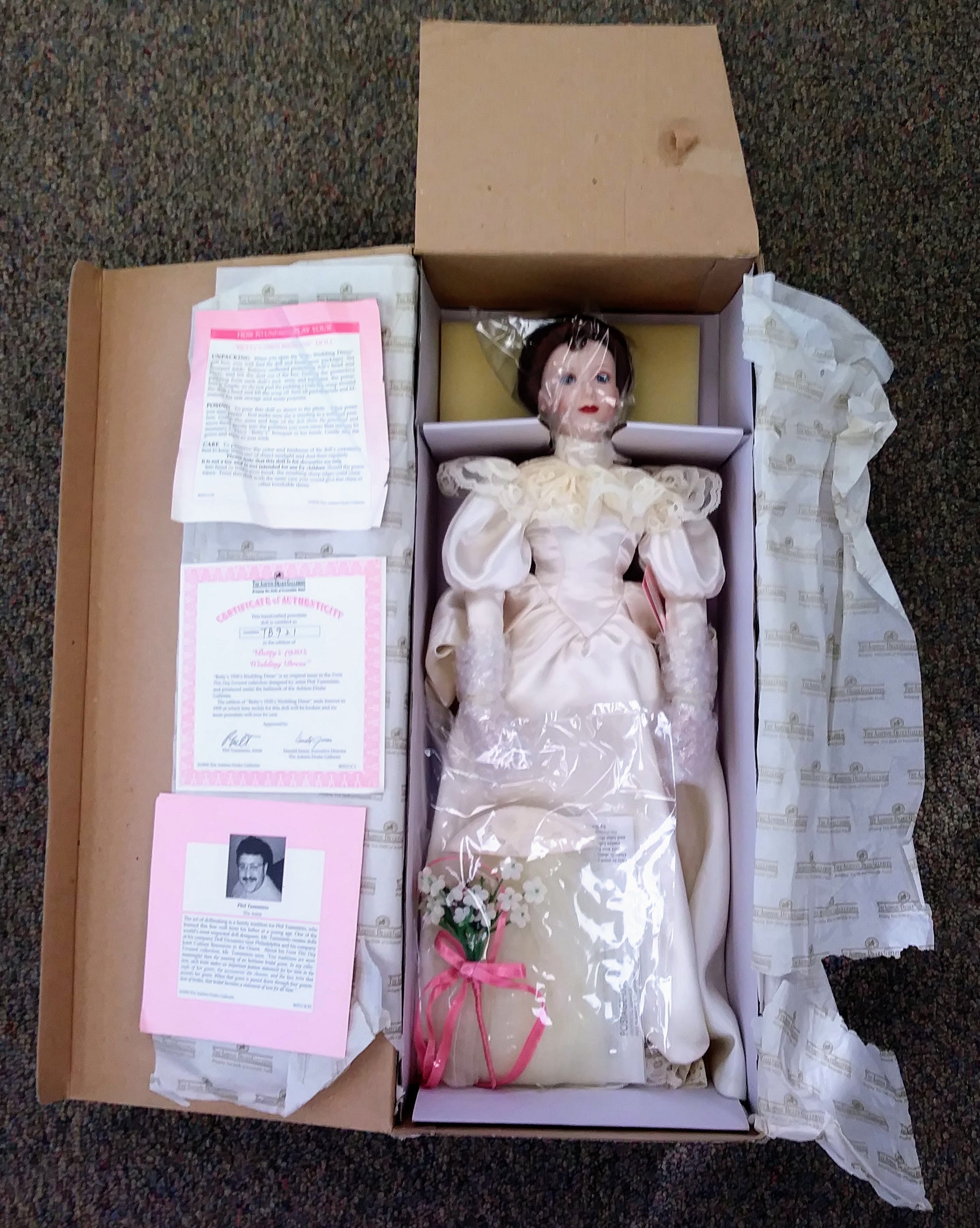 Ashton Drake Galleries Doll - Betty&amp;#39;s 1930&amp;#39;s Wedding Dress