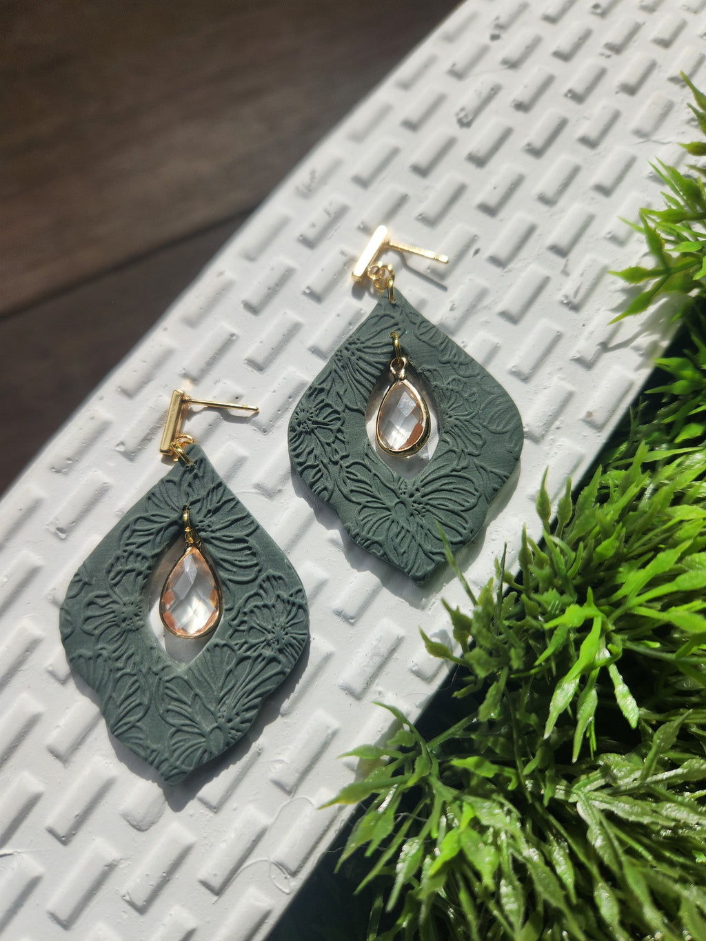 Willow| Floral clay earring with crystal teardrop