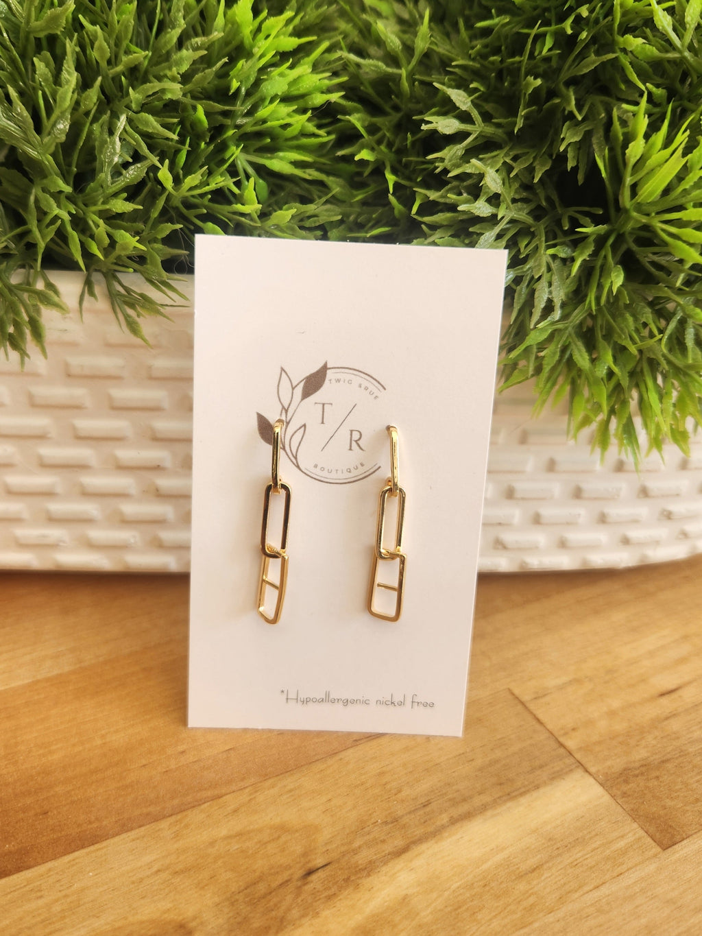 Gold chain link earrings