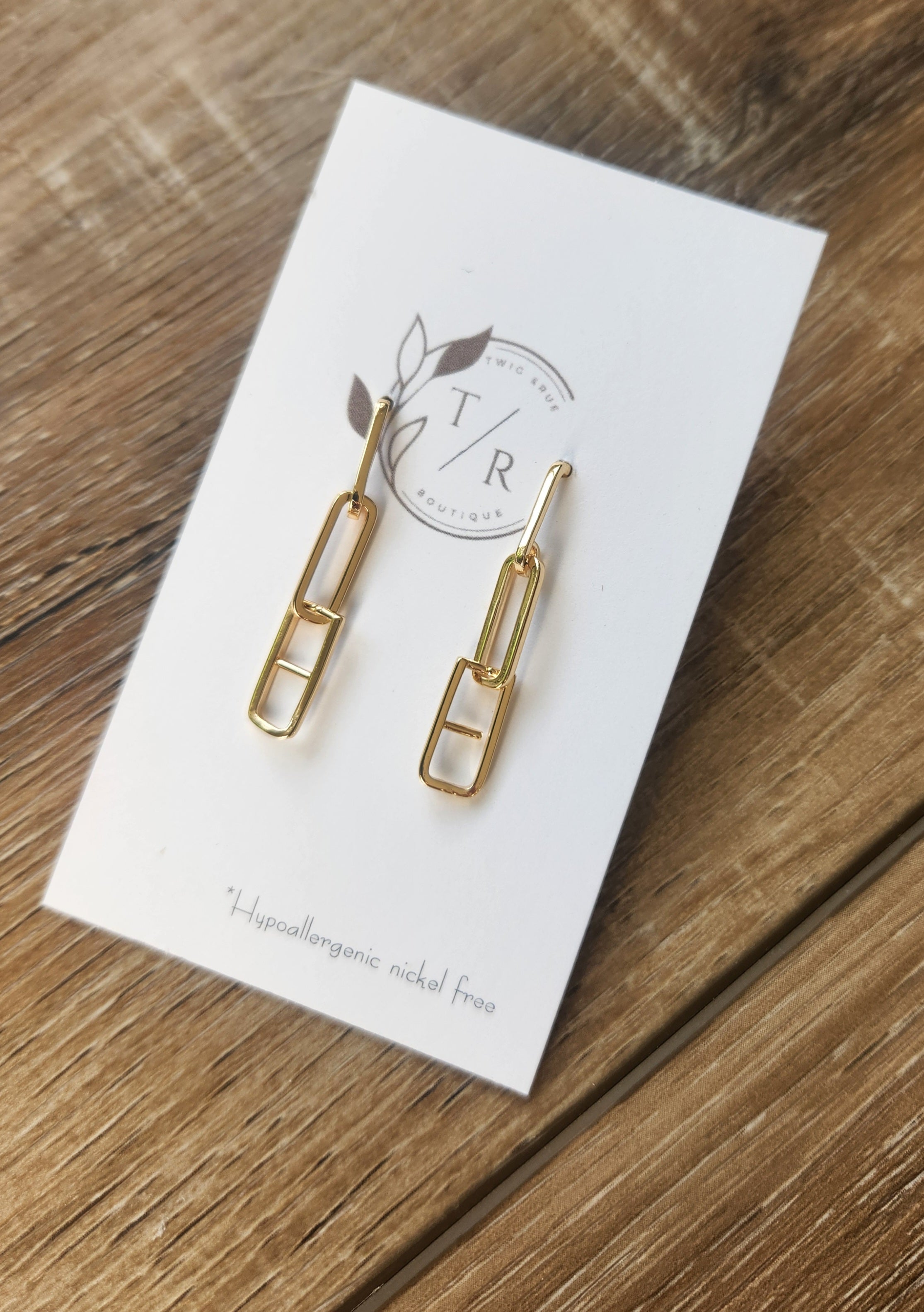 Gold chain link earrings