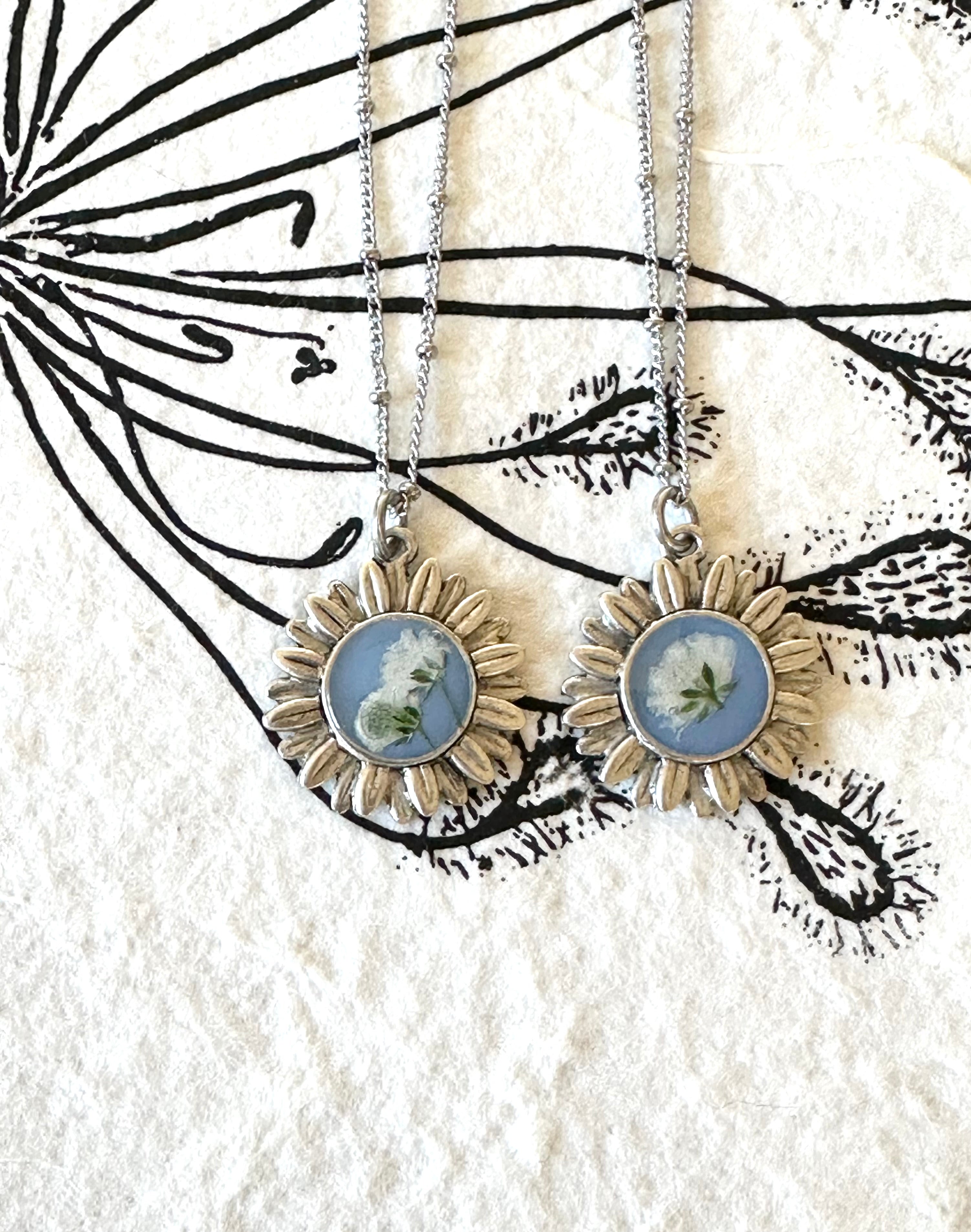 Floral Aster Pendant Necklace