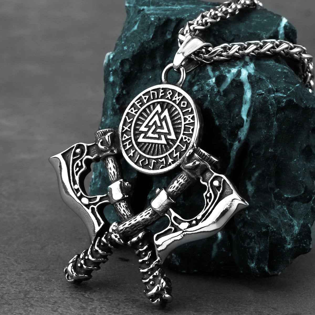 Men&amp;#39;s Stainless Steel Axe Pendant Necklace - Double Axe Design