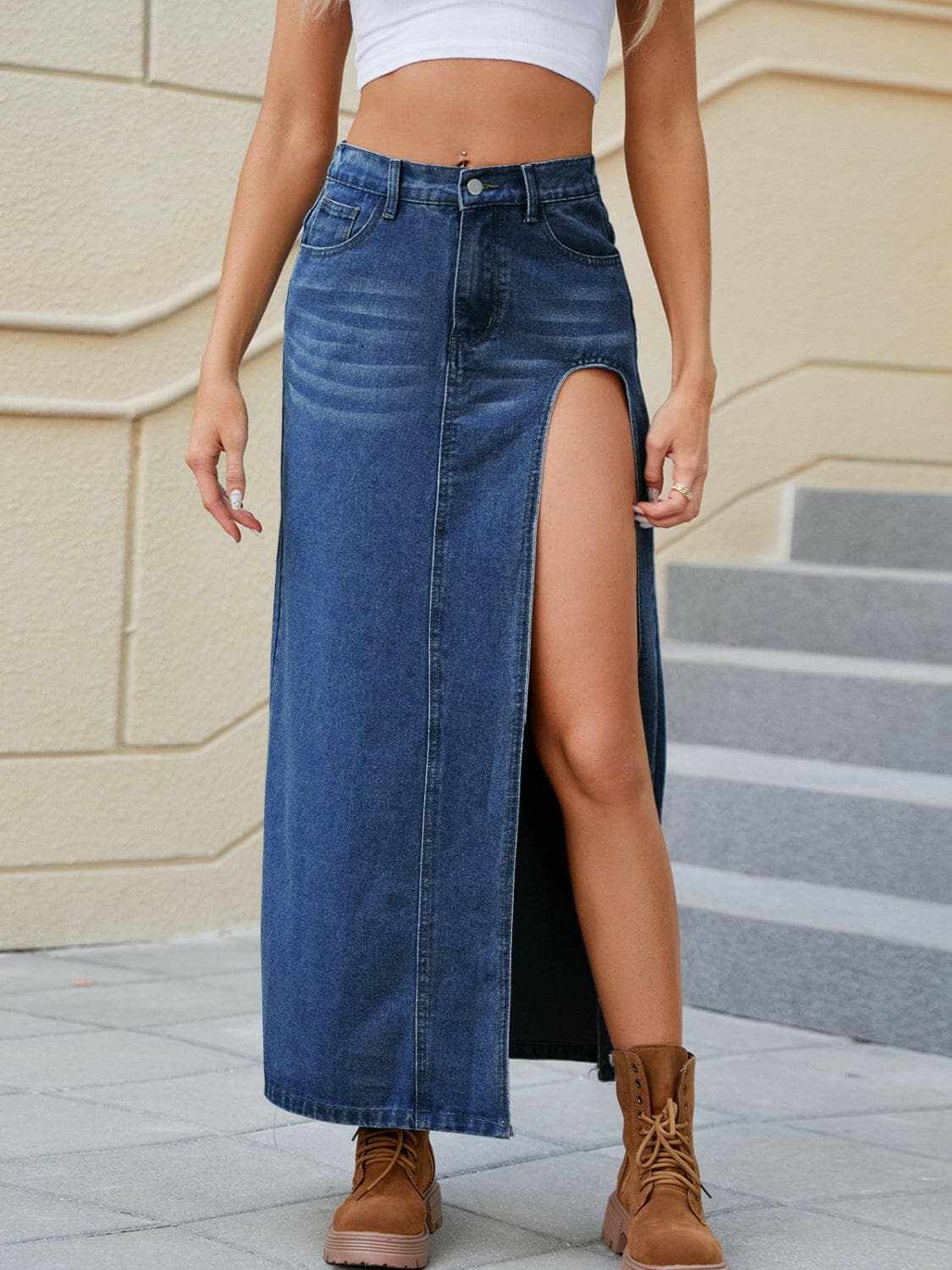 Premium Chic denim skirt with pockets