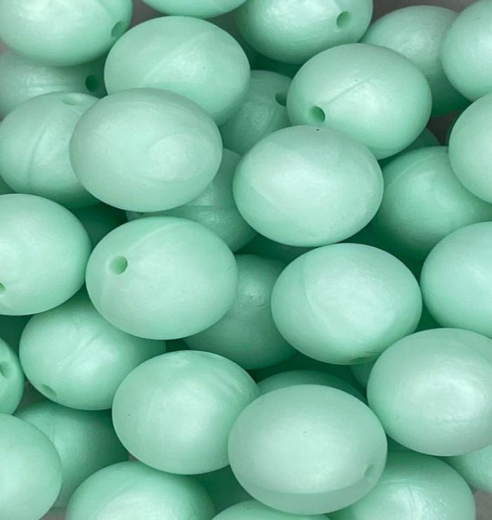 #143 FROSTY MINT 15MM SOLID (1ct)