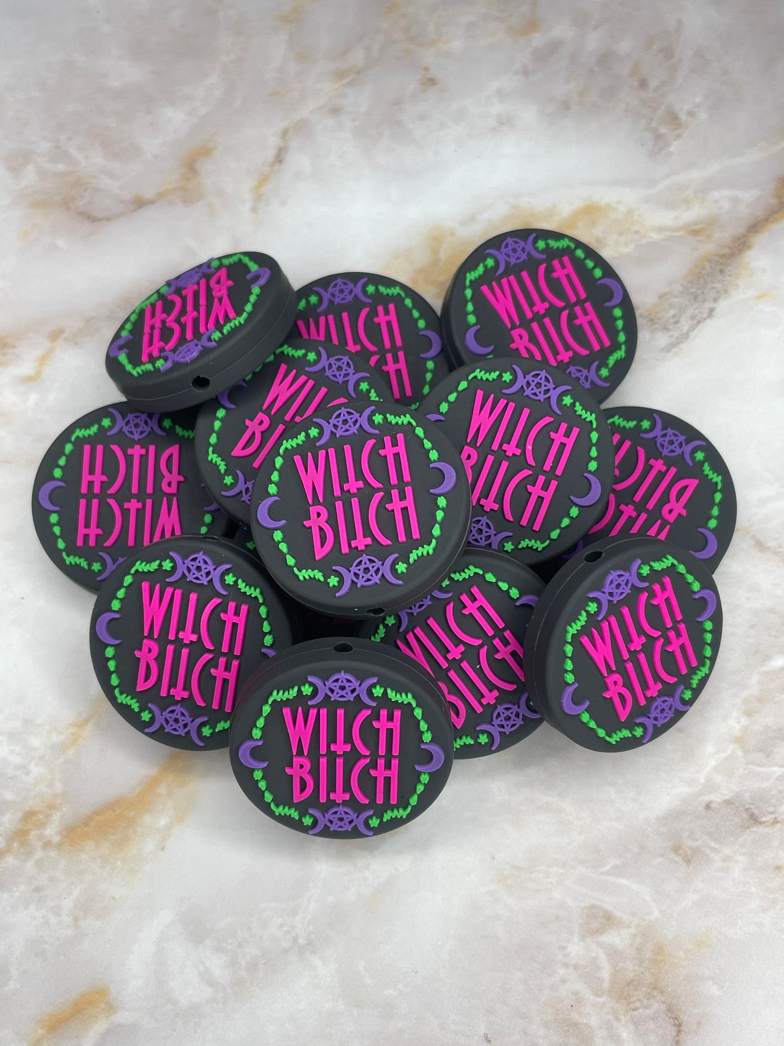 *EXCLUSIVE COLLAB* WITCH BITCH SILICONE FOCAL (1ct)