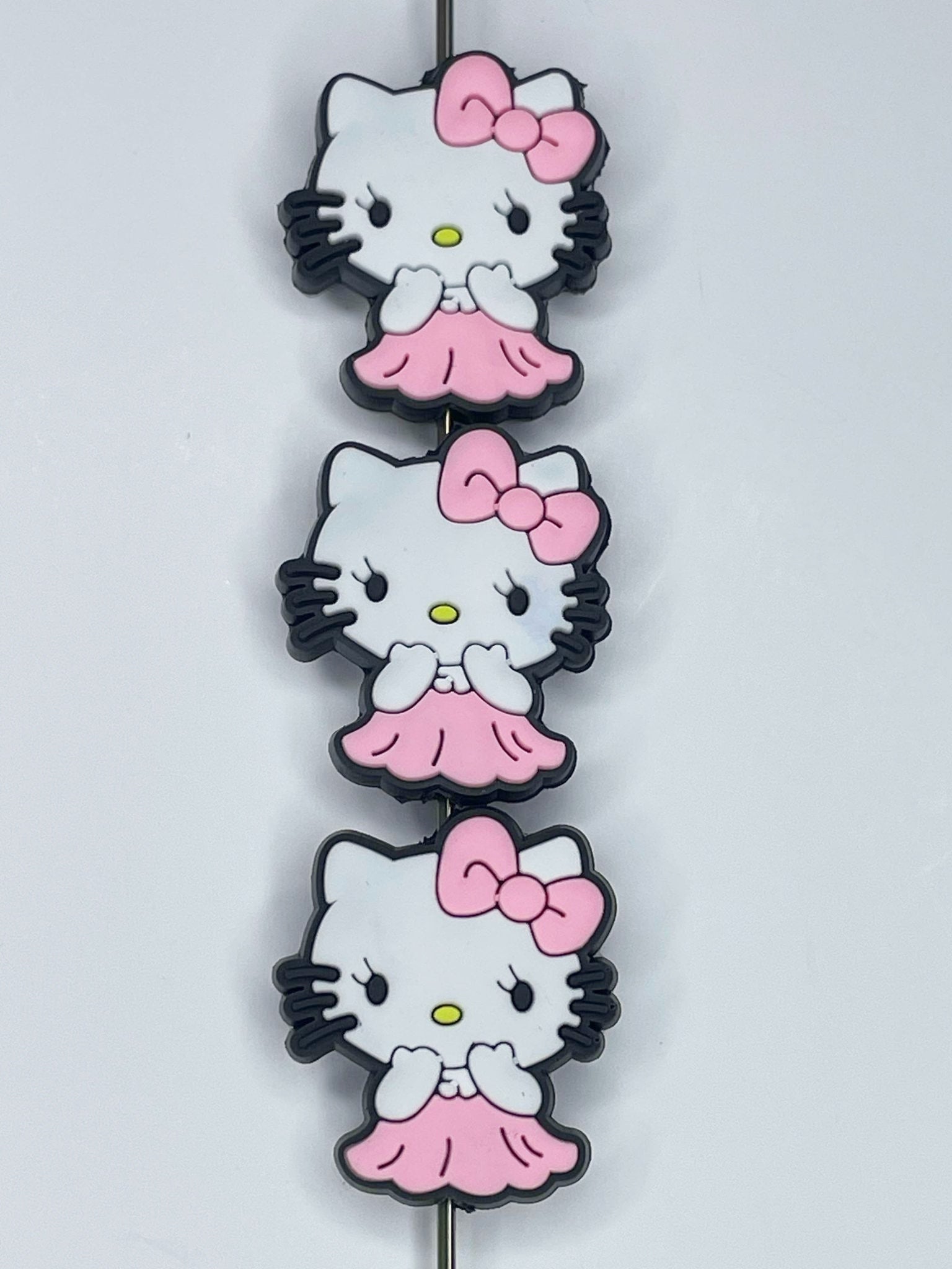 PINK BOW DRESS KITTY SILICONE FOCAL D606 (1ct)