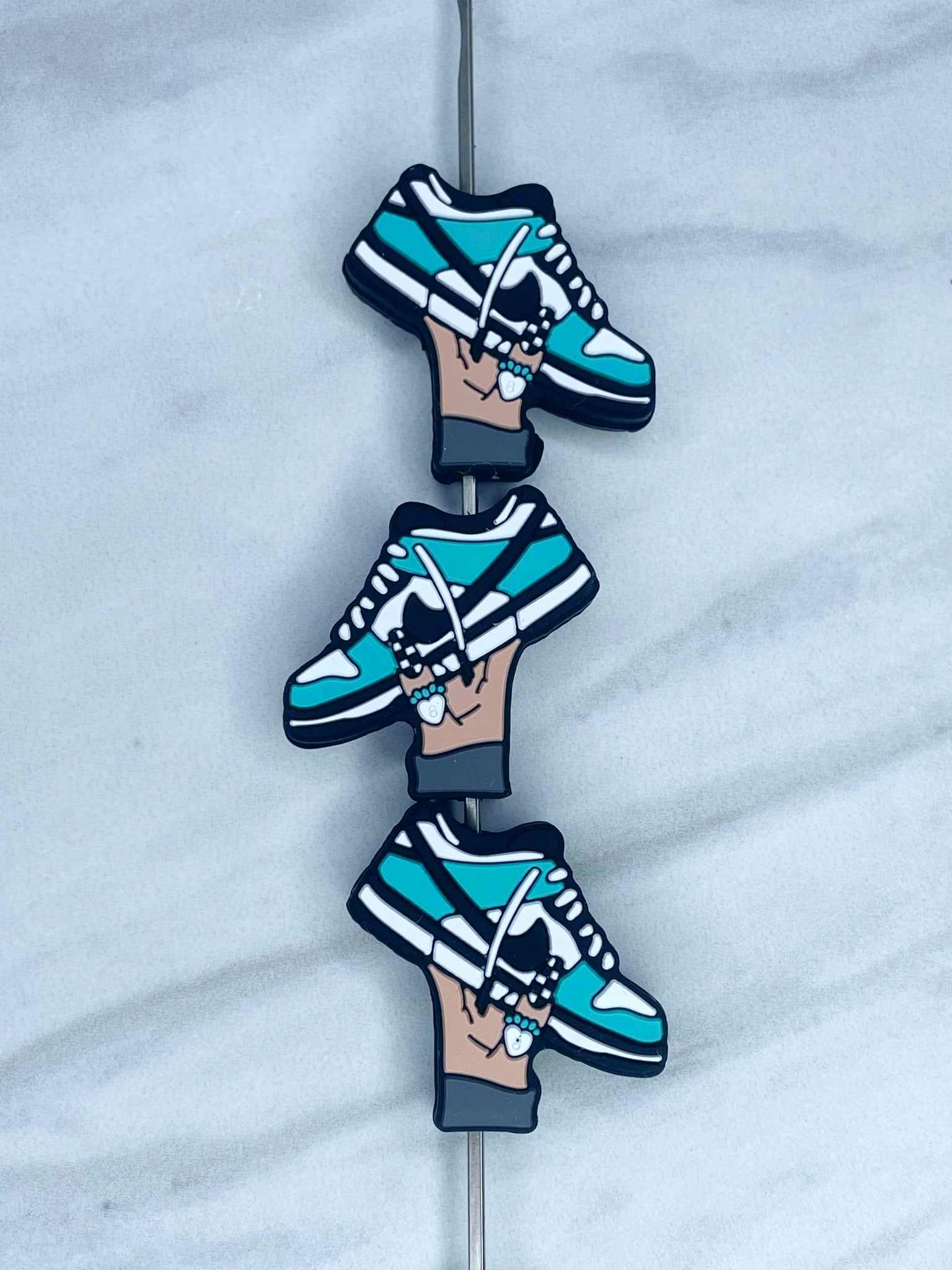 CUSTOM SNEAKER SILICONE FOCAL D324 (1ct)