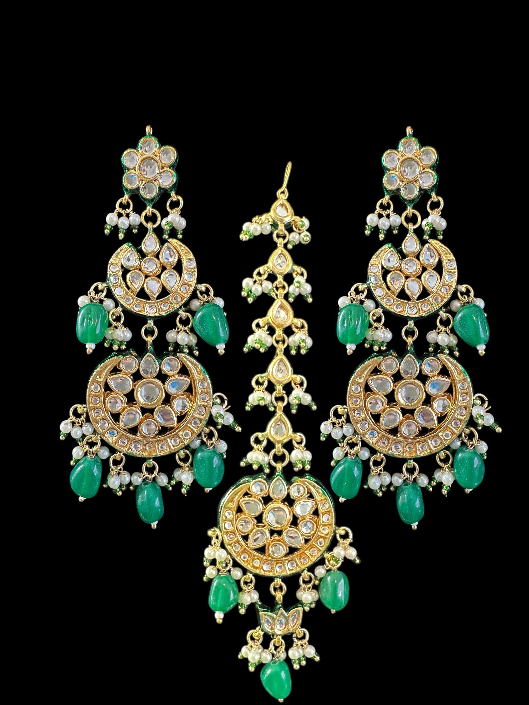 DJET78 Irina earrings tika set in kundan with green beads ( READY TO SHIP )