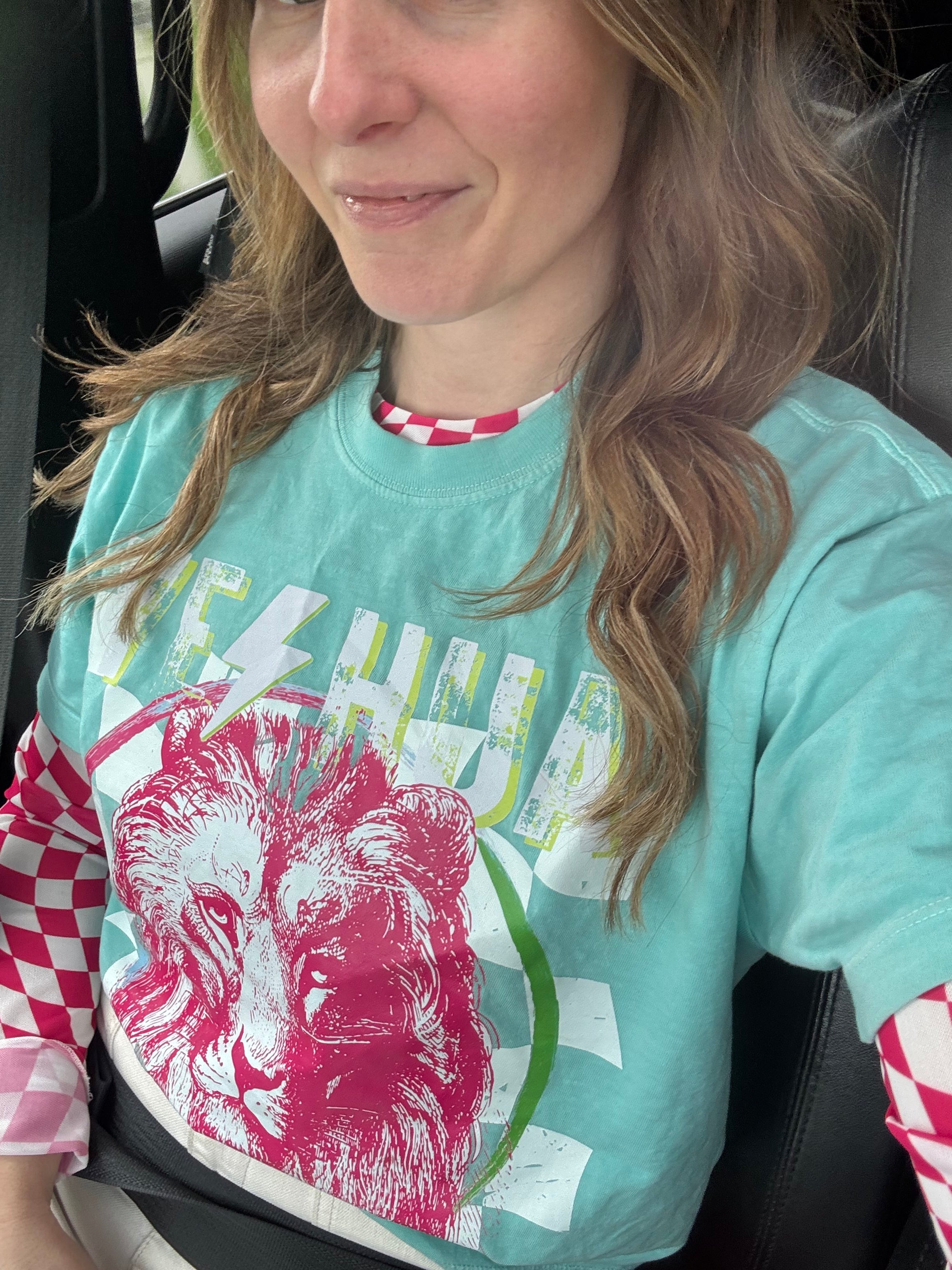 Yeshua Retro T-Shirt | Comfort Colors | Inspirational Faith Shirt | Gift for Believers | Stylish Religious Apparel