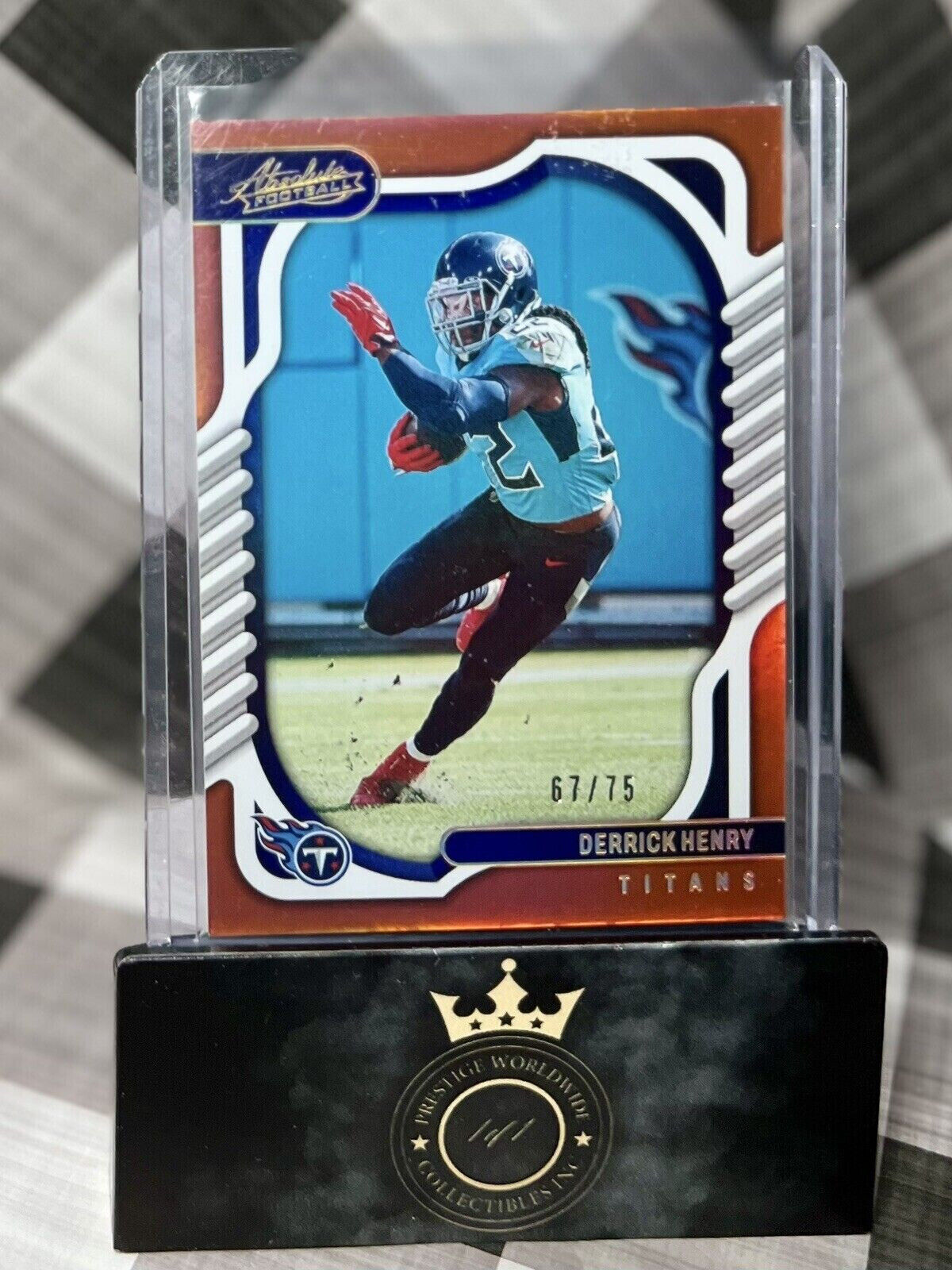 Derrick Henry 2022 Panini Absolute Orange Spectrum /75 #82 - Tennessee Titans