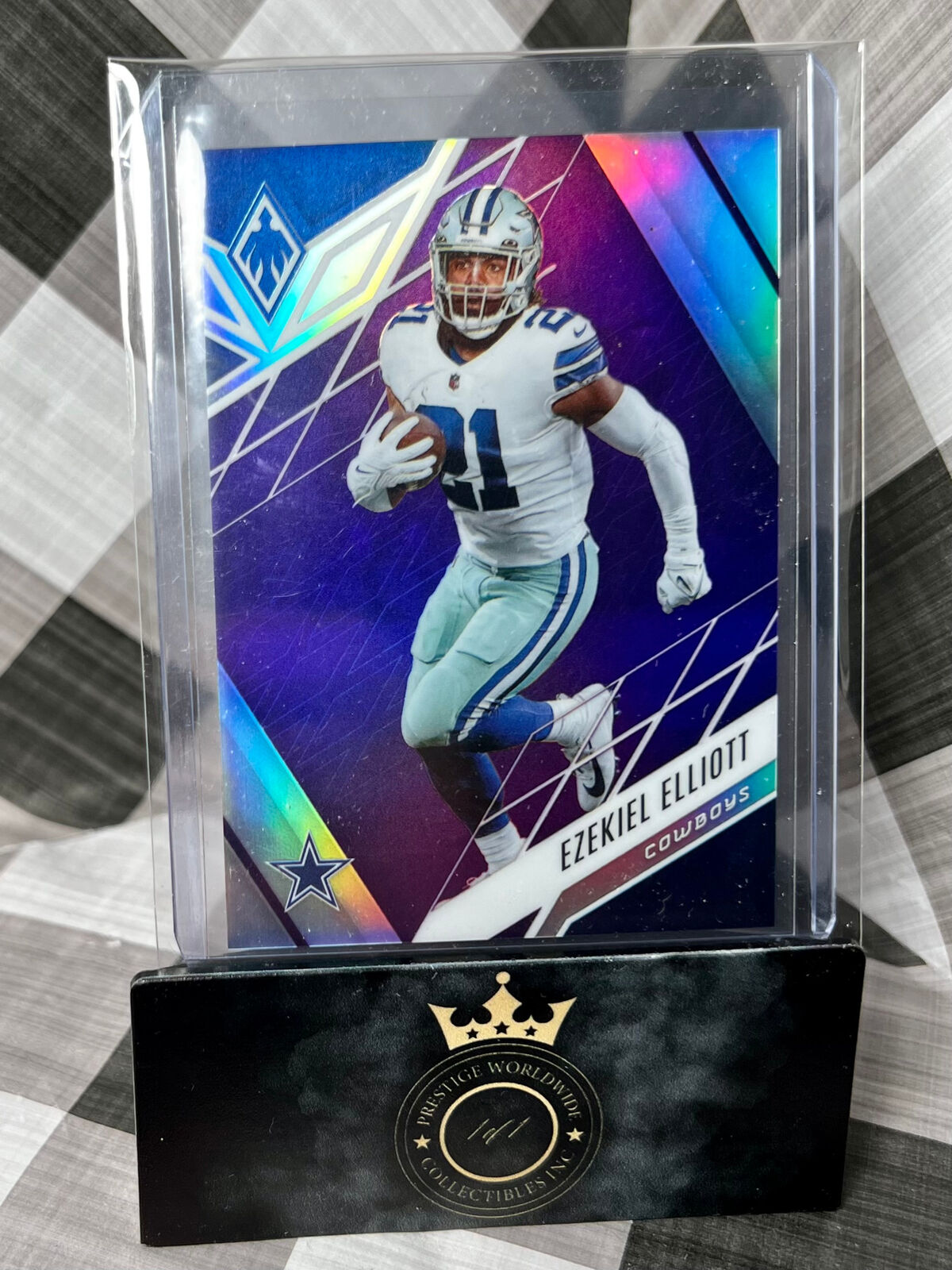 Ezekiel Elliot 2022 Phoenix Purple /125
