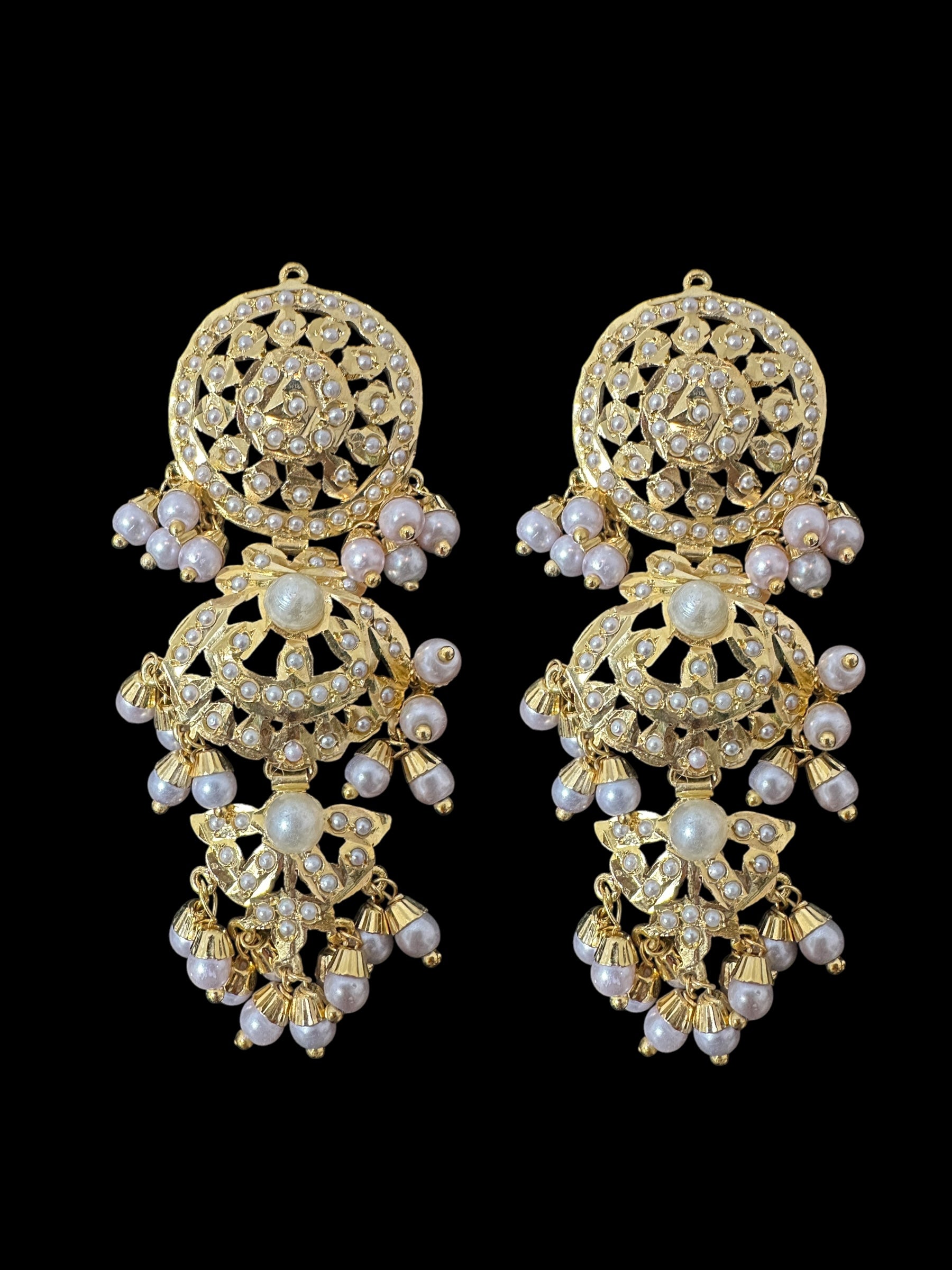 DER802 MAYA gold plated earrings in pearls (READY TO SHIP)