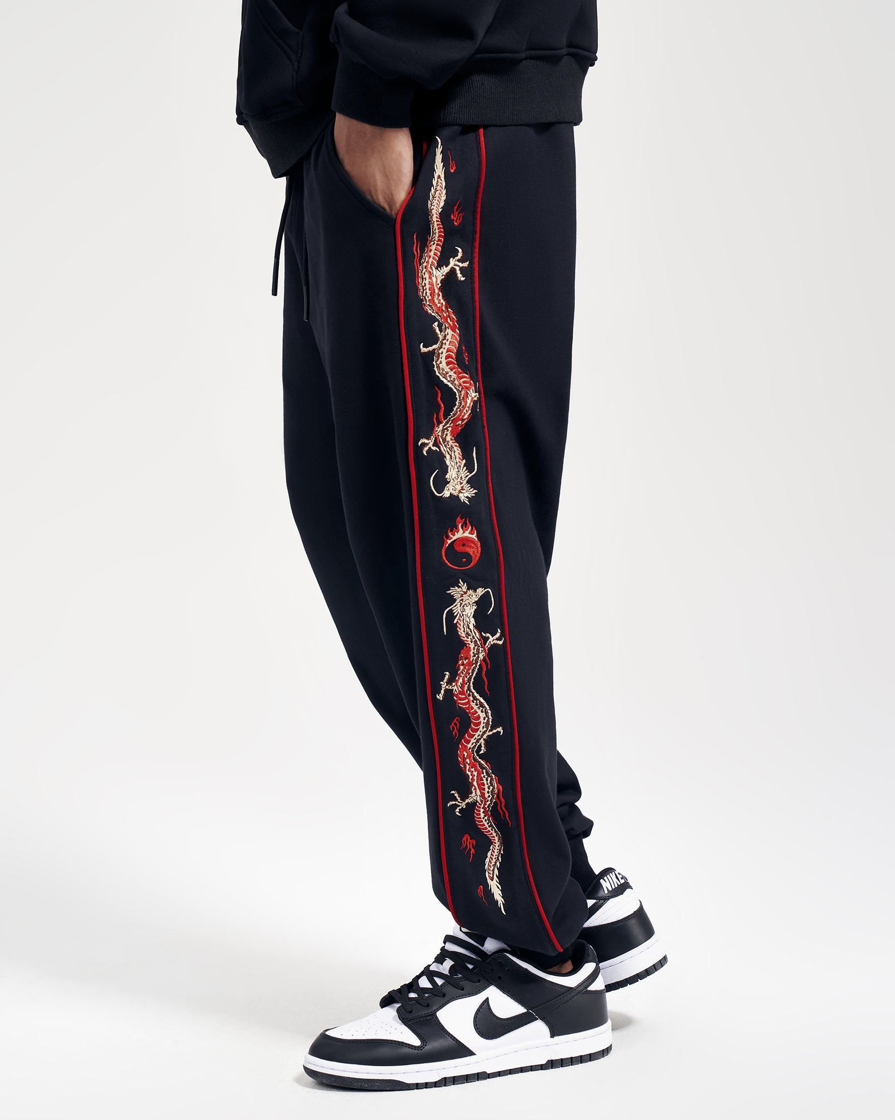 KH7061 Dragon Embroidery Joggers