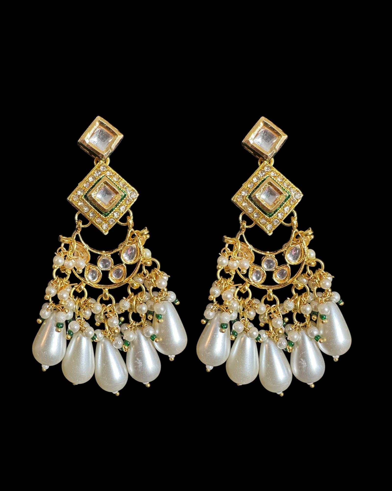 DER751  Kundan dangler earrings with pearls ( READY TO SHIP )