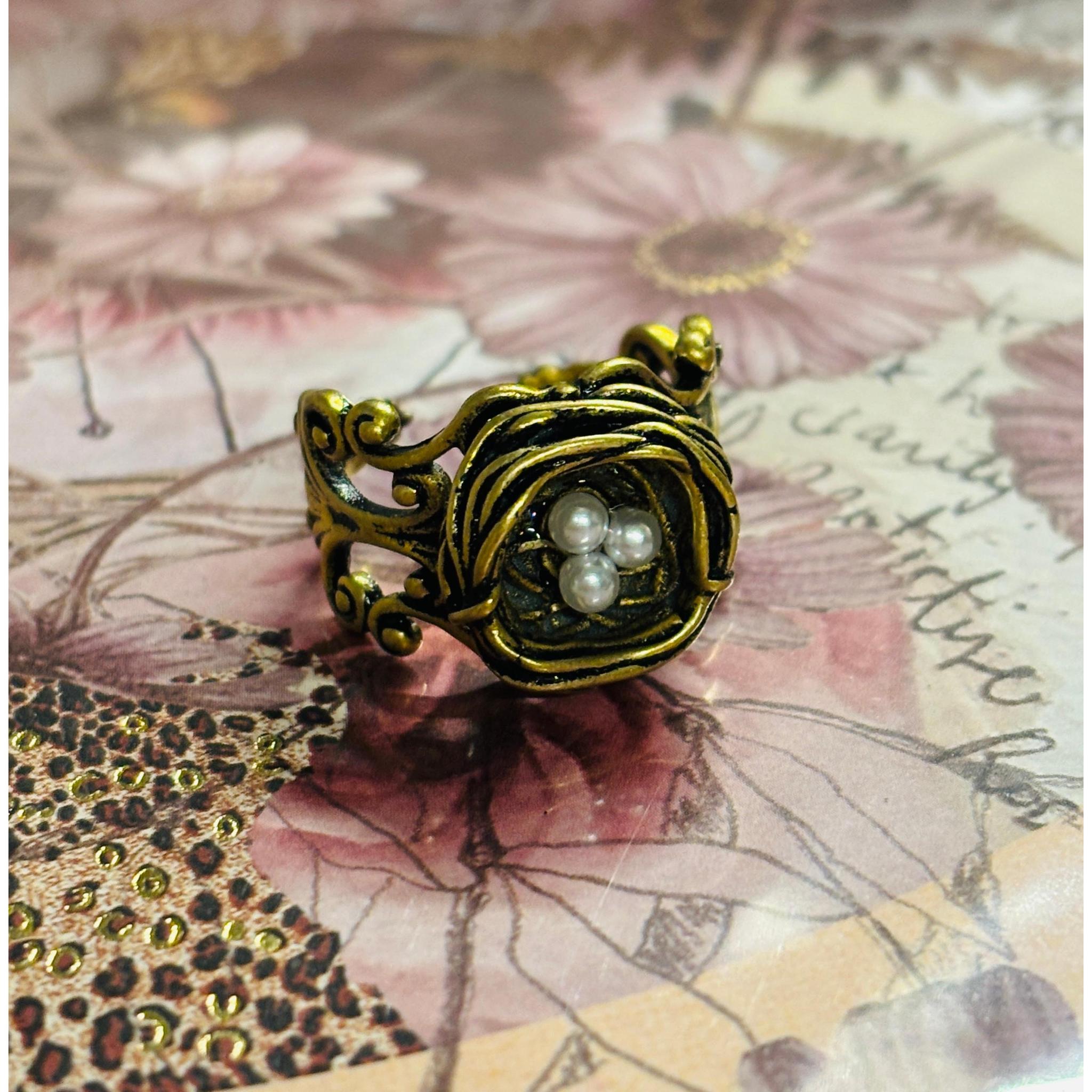 Bird&amp;#39;s Nest Ring in Old Gold | Vintage | Adjustable Size
