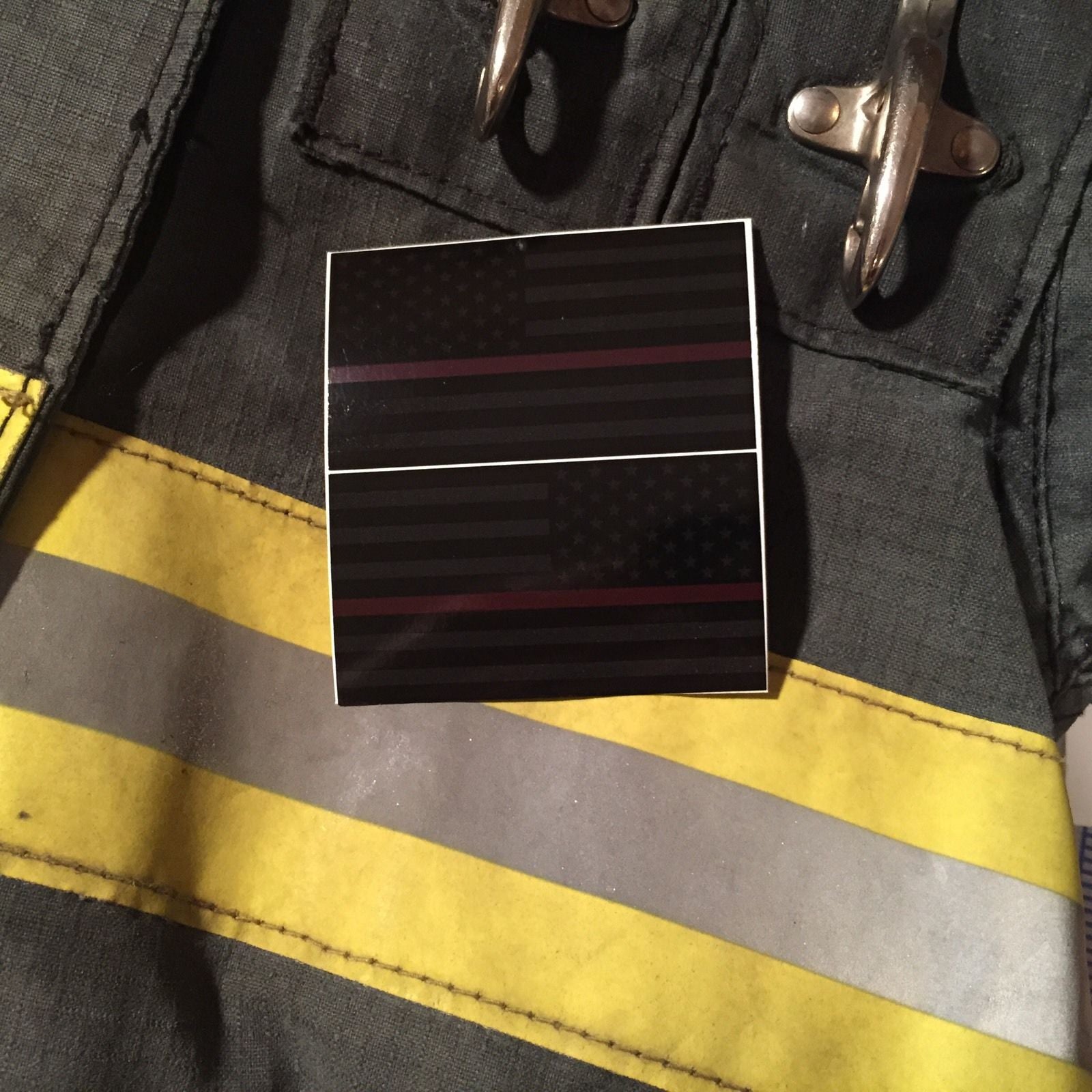 BLACKED OUT THIN RED LINE AMERICAN FLAGS REFLECTIVE HELMET DECAL