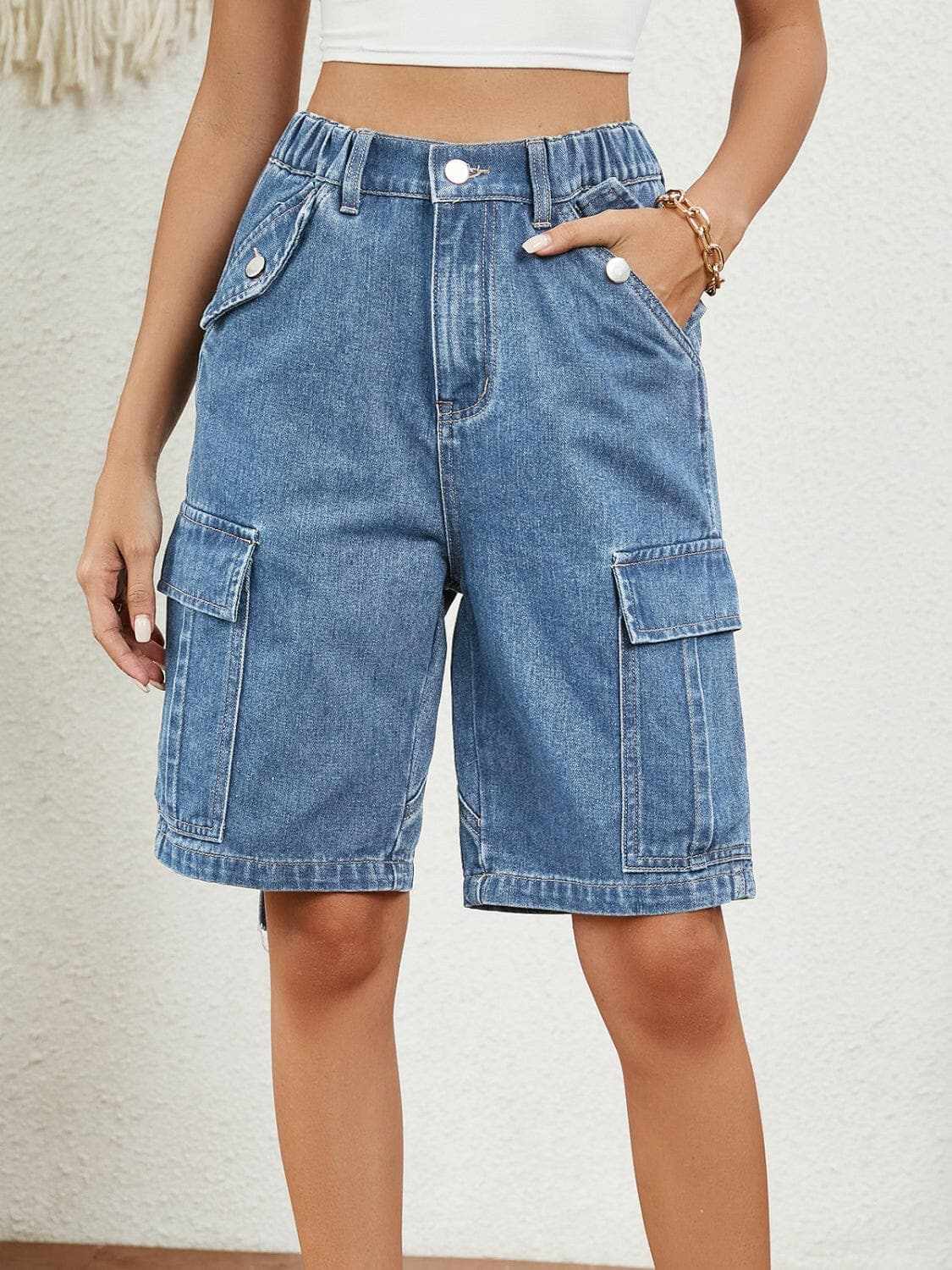 Jeans &amp;amp; Denim Buttoned denim shorts with pockets