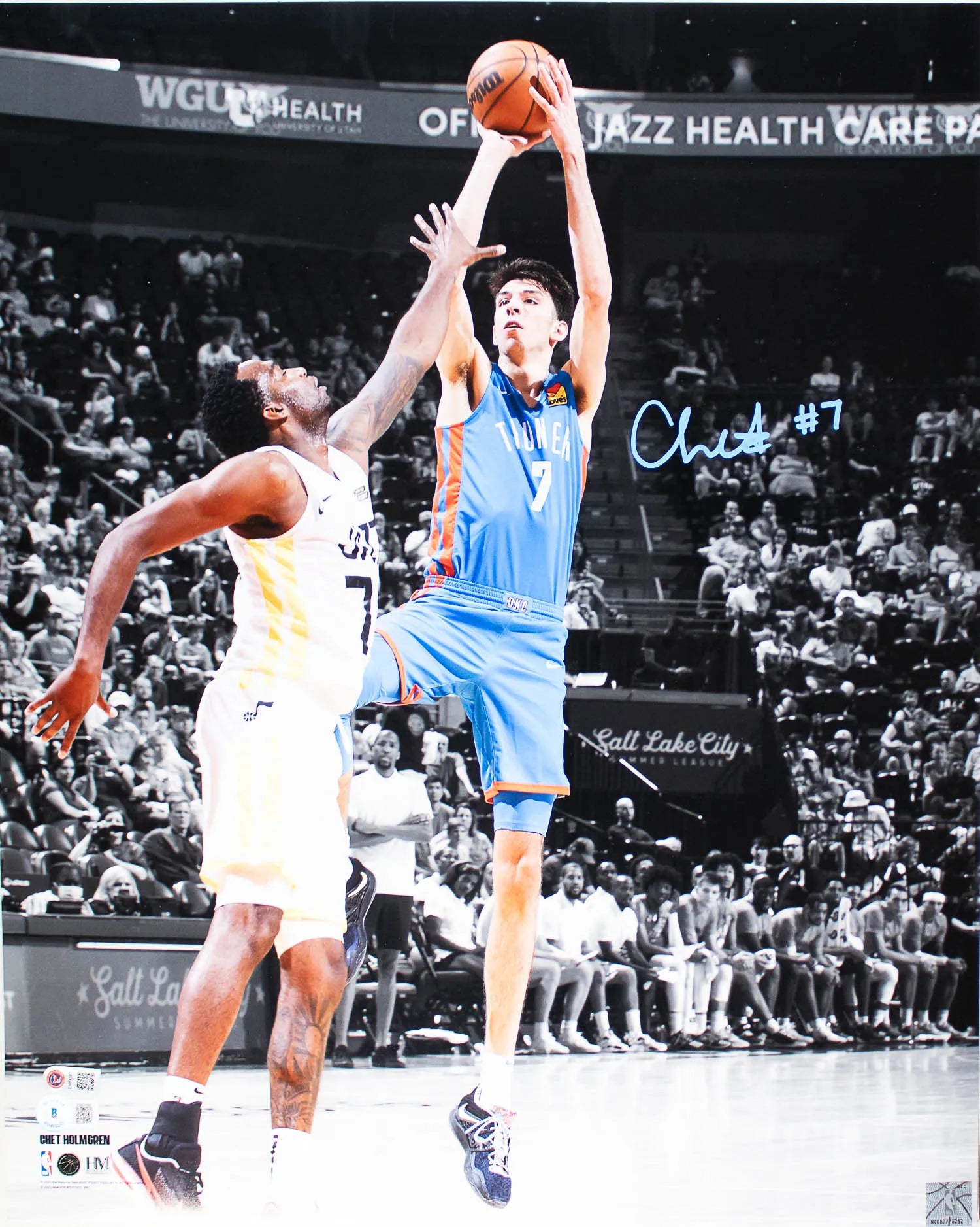 Autographed/Signed Chet Holmgren Oklahoma City Thunder 16x20 Basketball Photo Beckett BAS COA