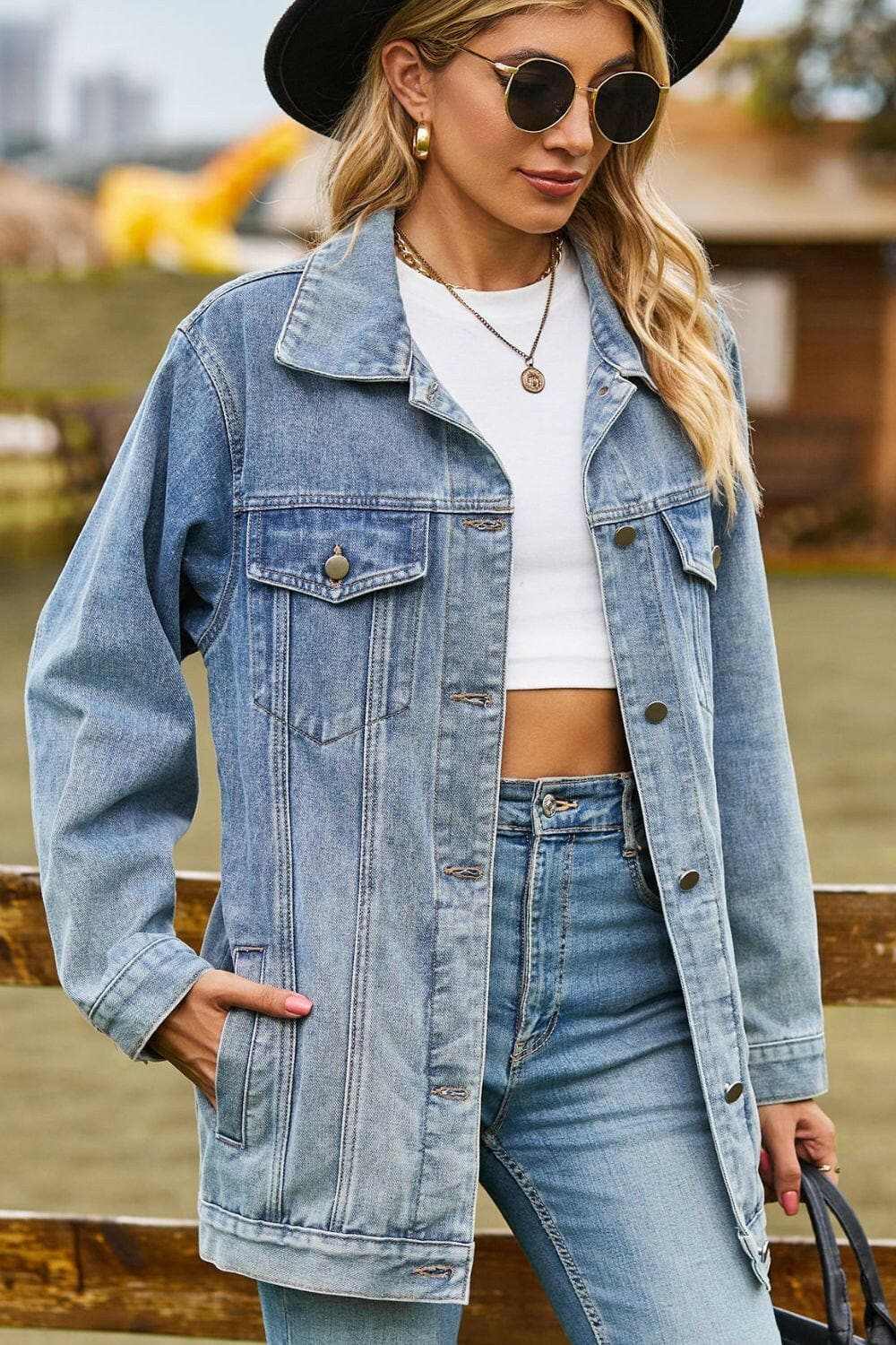 Jeans &amp;amp; Denim Chic denim jacket with pockets