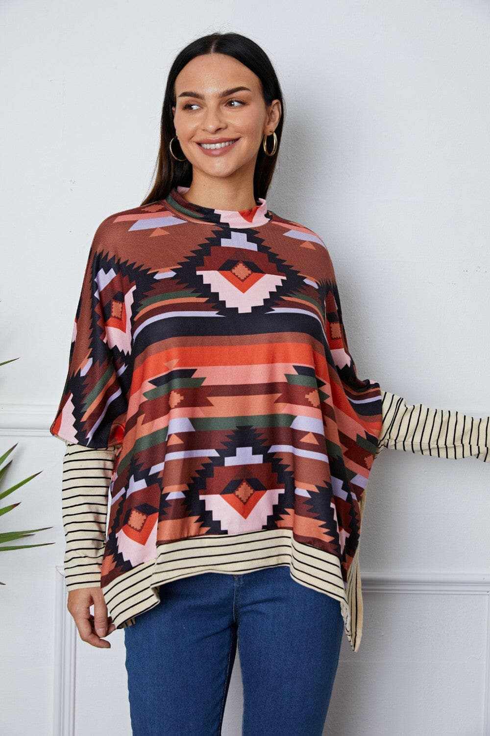 Blouse - Chic Geometric Striped