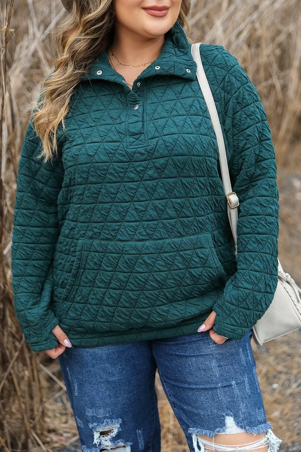 plus - Chic quilted sweatshirt for curves