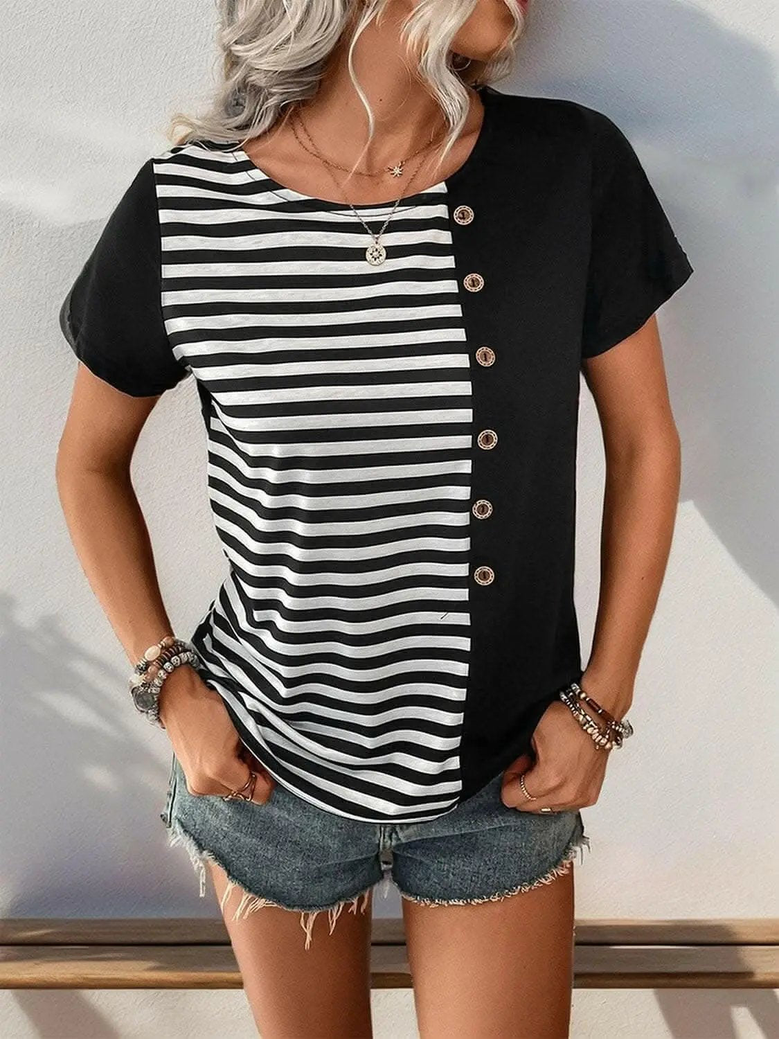 T-Shirt - Chic Striped with Buttons