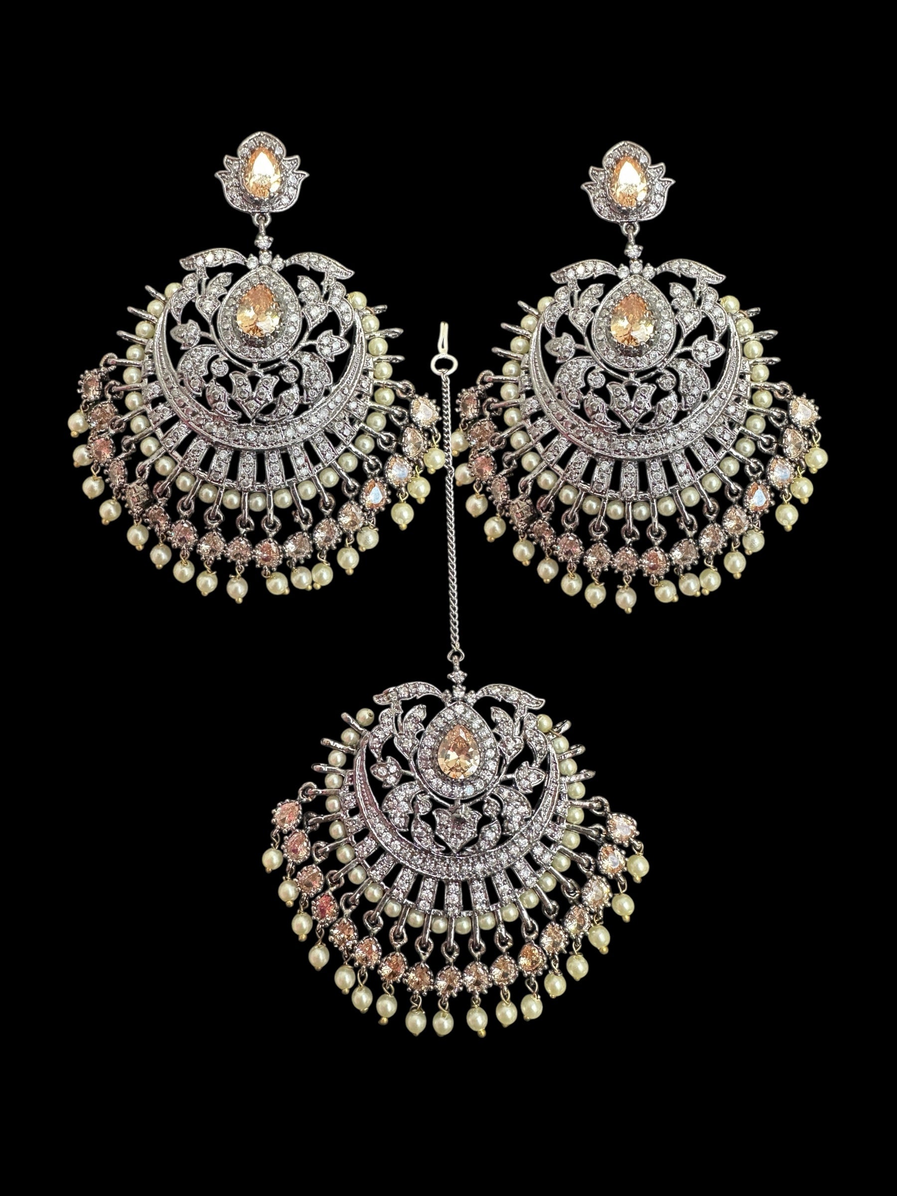 DJET81 Victorian earrings tika - golden  ( READY TO SHIP )