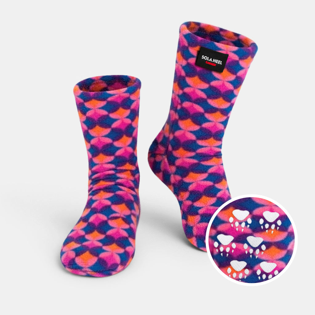 Kids&amp;#39; Nonskid Fleece Socks - Art Deco