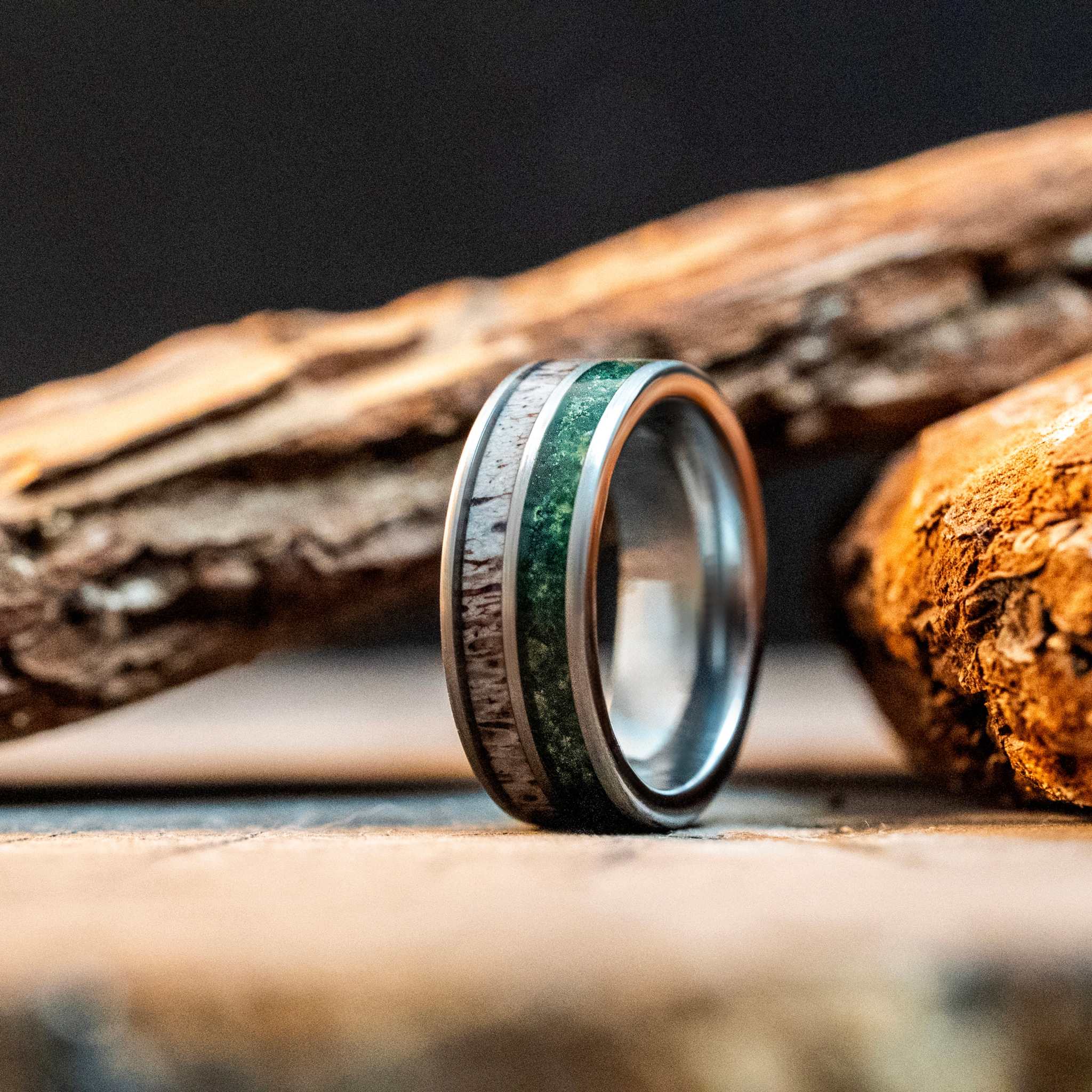 Moss Agate x Antler Tungsten Carbide Ring