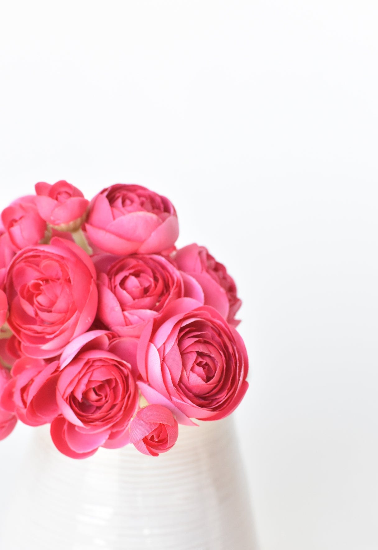 10.5&amp;quot; Faux Dark Pink Ranunculus Stem Bundle
