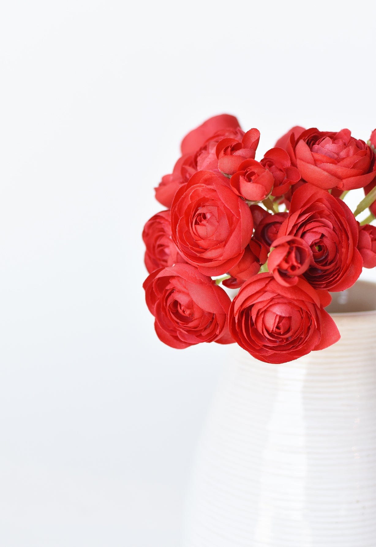 10.5&amp;quot; Faux Red Ranunculus Stem Bundle