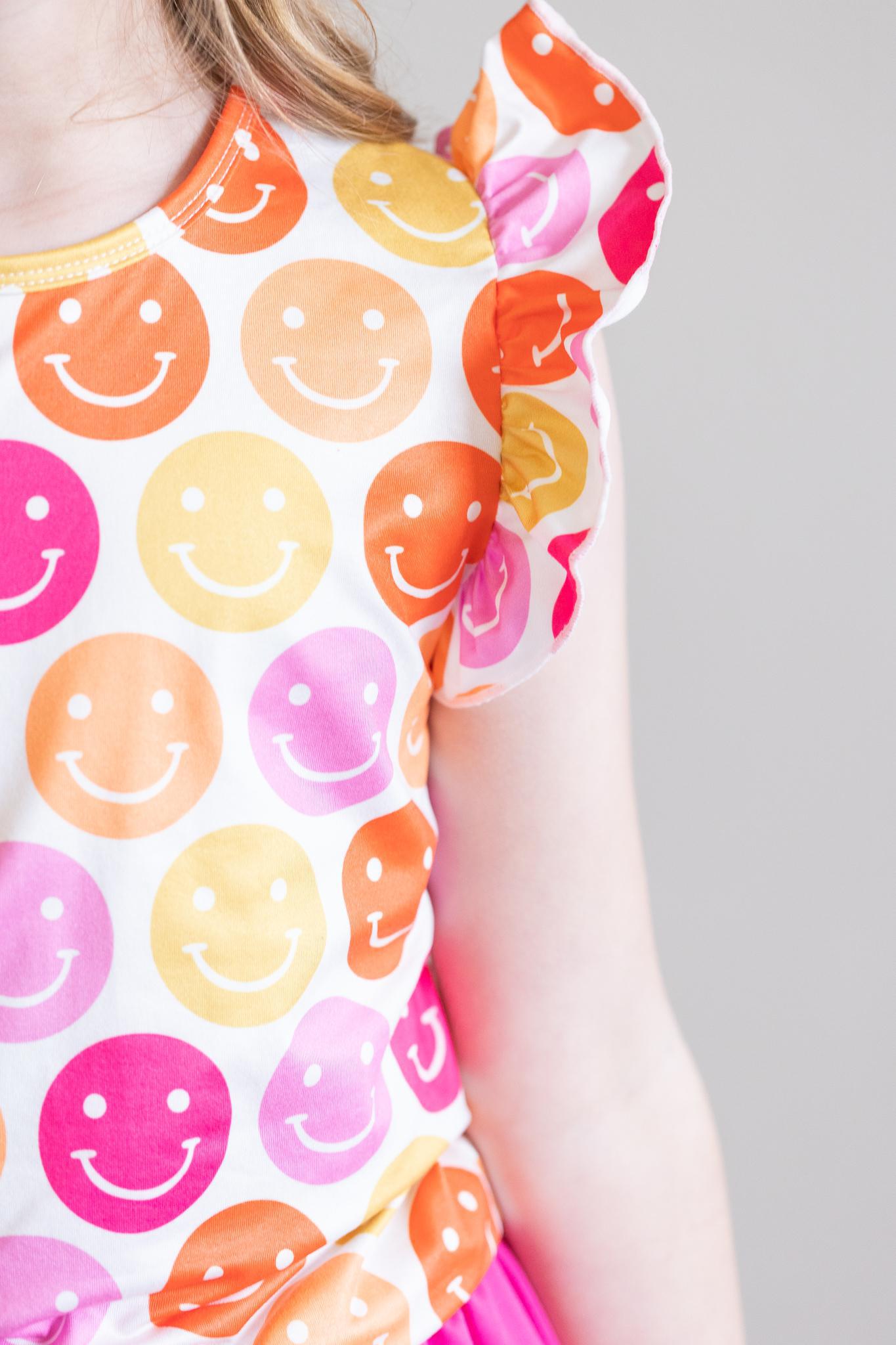 SALE Don&#39;t Worry, Be Hippy S/S Ruffle Tee