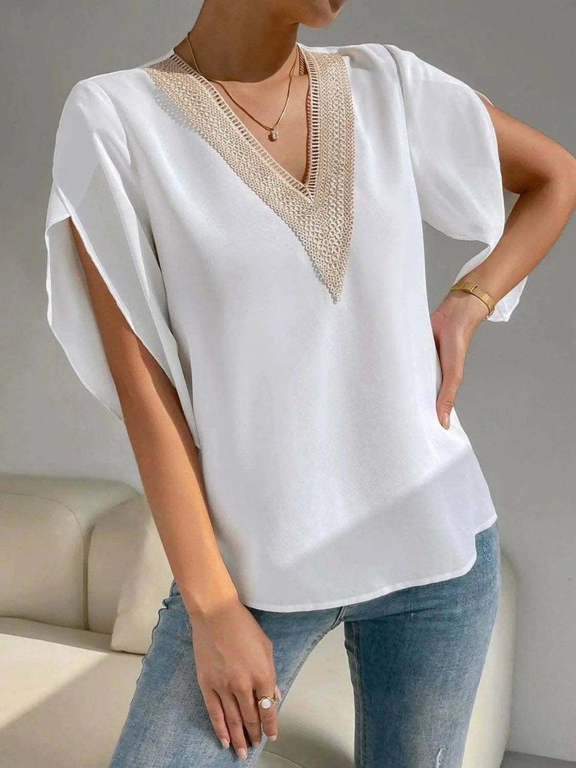 Color - Elegant v-neck short sleeve blouse