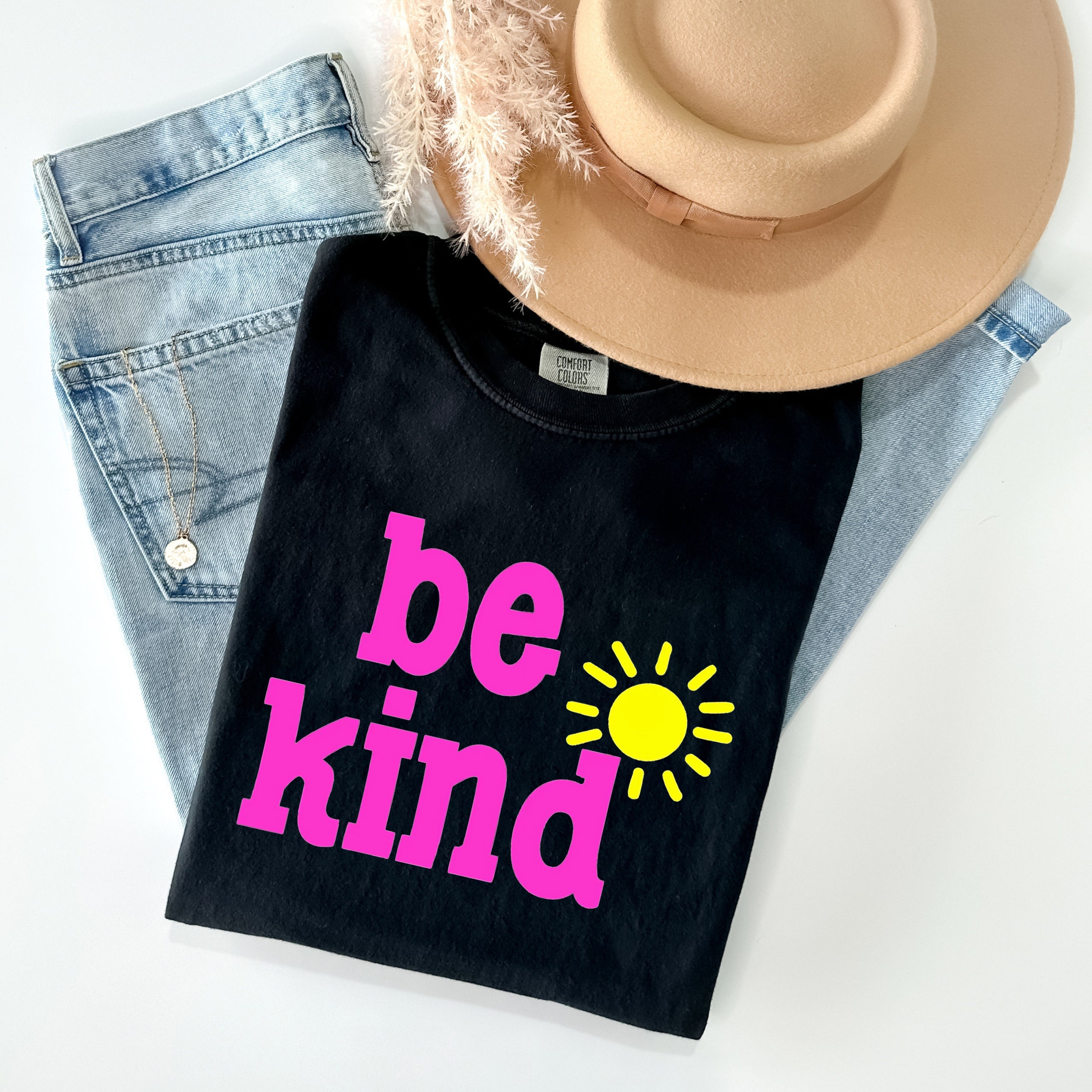 Be Kind Graphic Tee