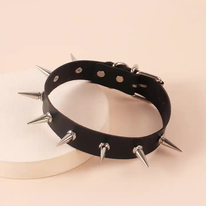 “Bad Girl” Choker