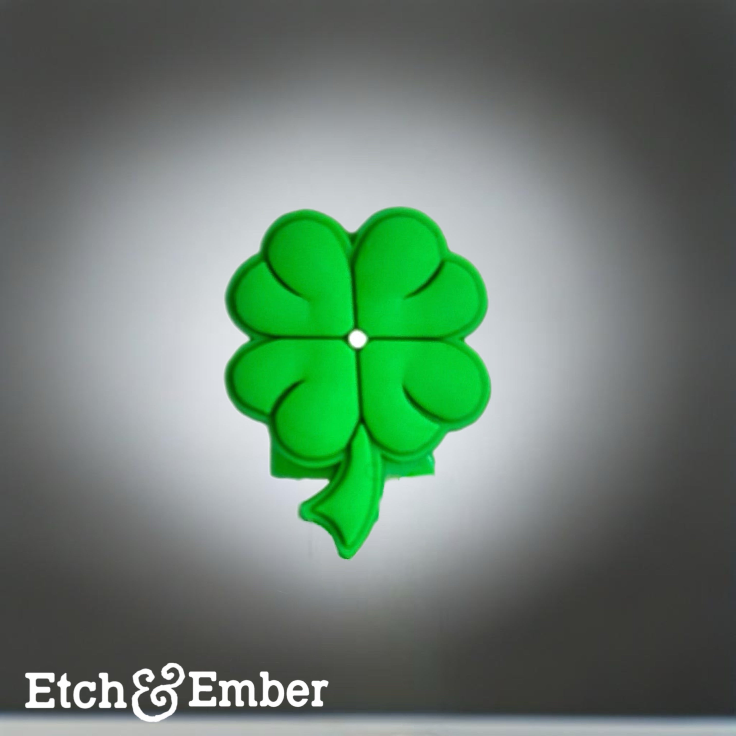 LUCKY CLOVER STRAW TOPPER