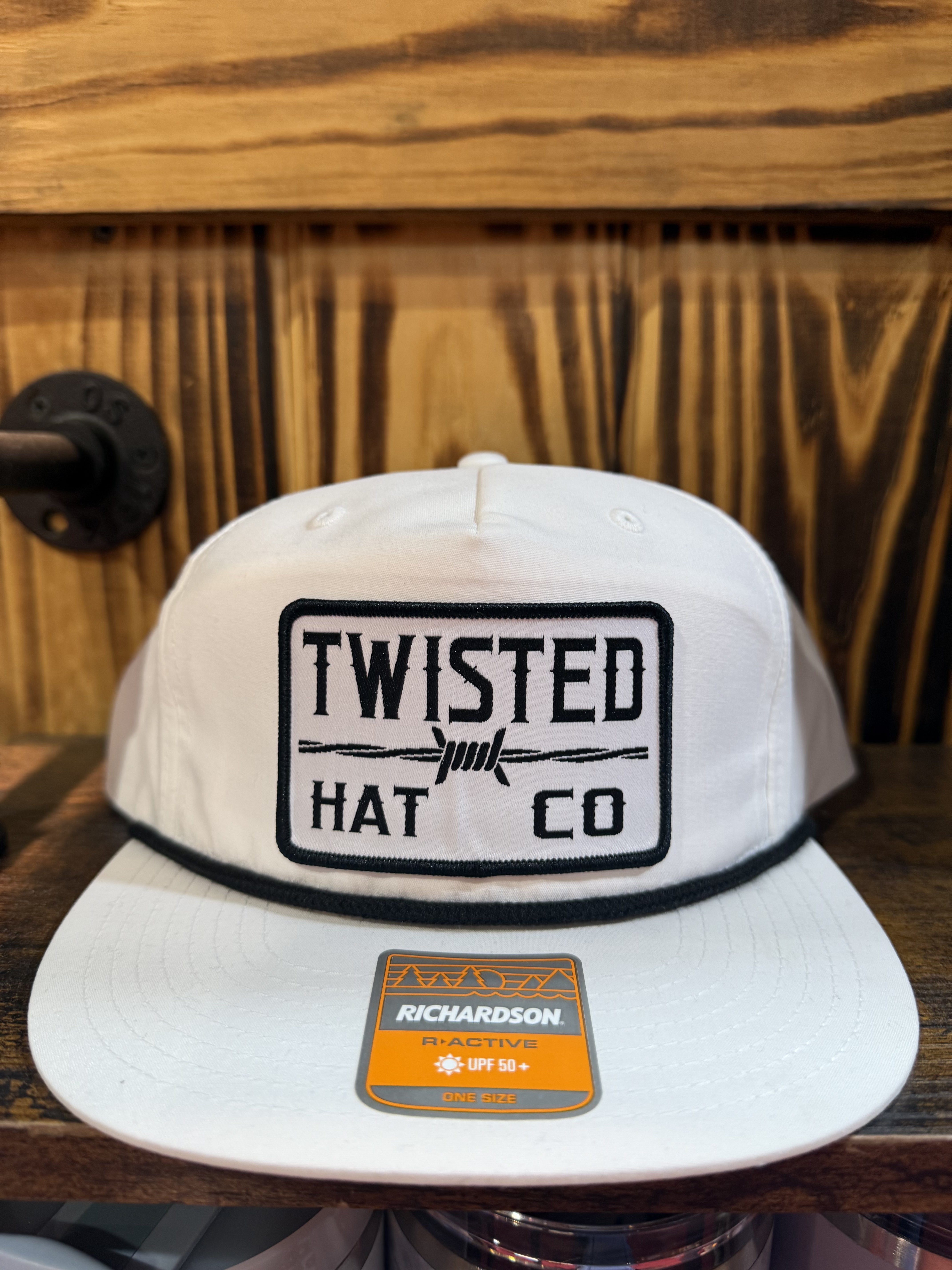 White rope twisted hat co