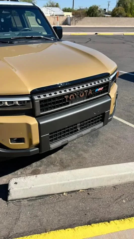 "TOYOTA" Topo Front Grille Emblem Kit - 2024+ Land Cruiser / 07-14 FJ Cruiser