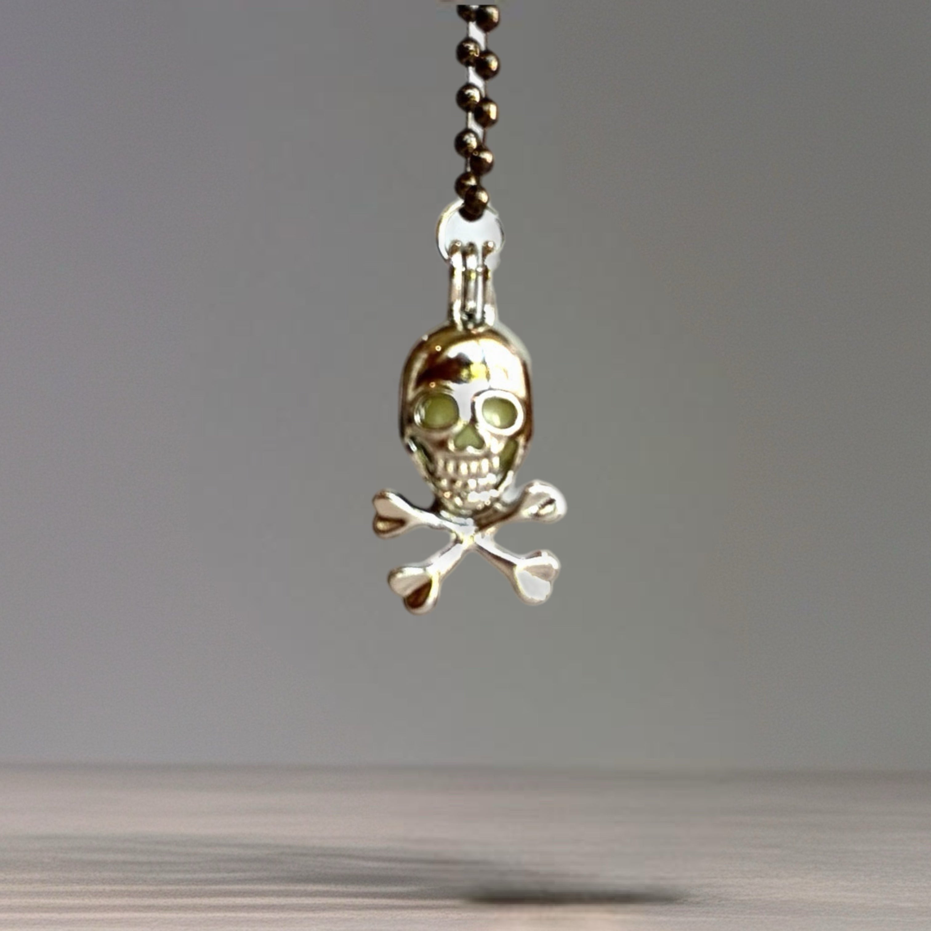 Glowing Skull Charm - Tumbler Handle Charm
