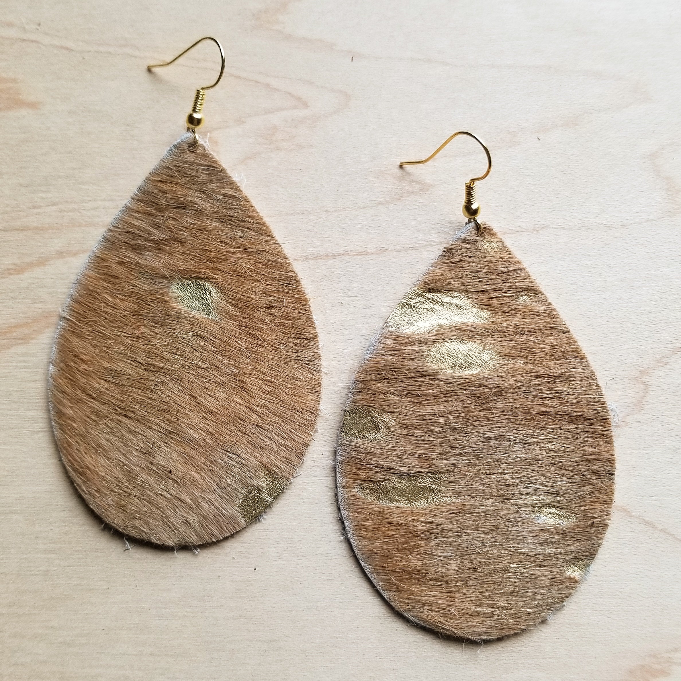 **Leather Teardrop Earrings in Tan and Gold Hair-on-Hide 221z