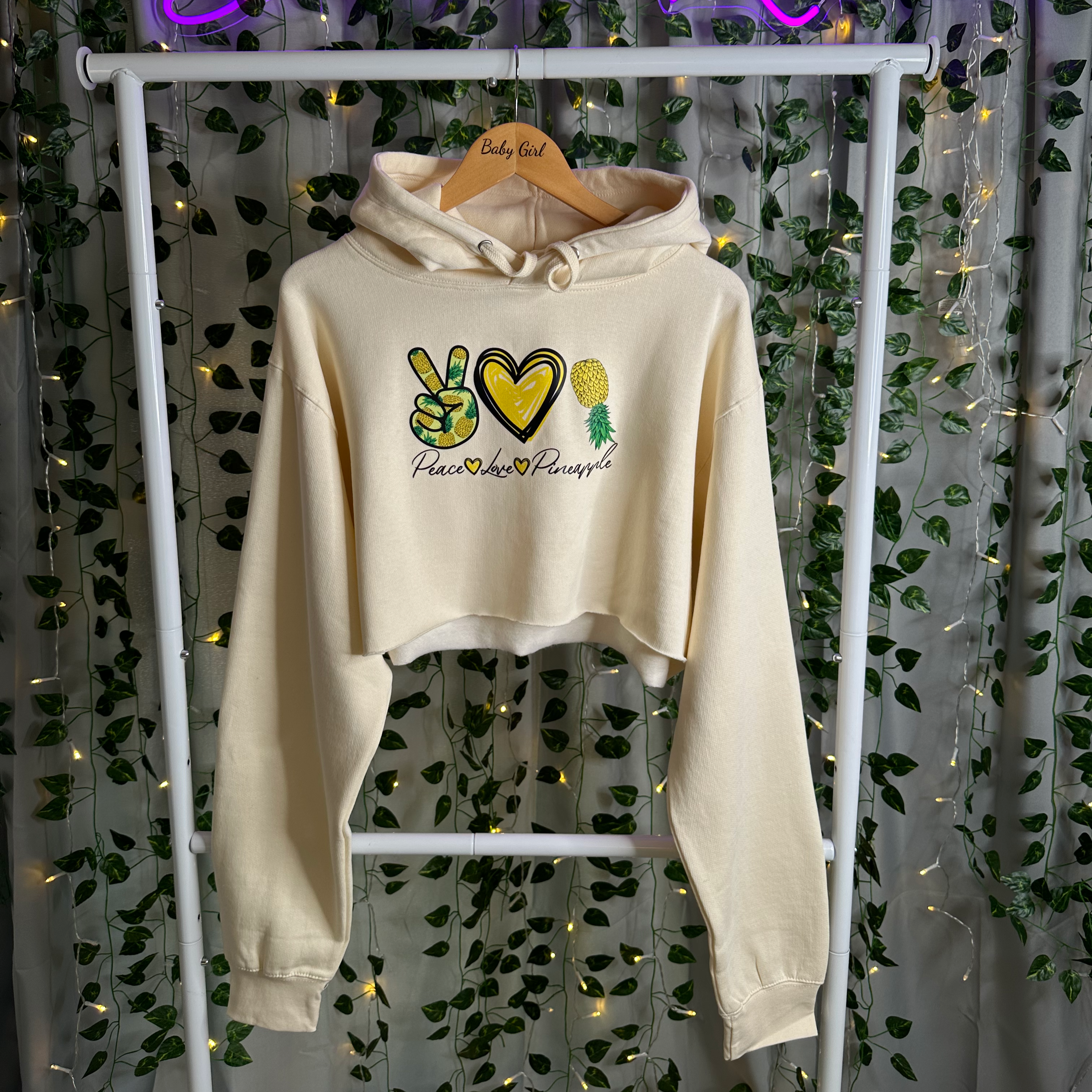 Peace, Love &amp;amp; Pineapple Women&amp;#39;s Cropped Hoodies Sweatshirt