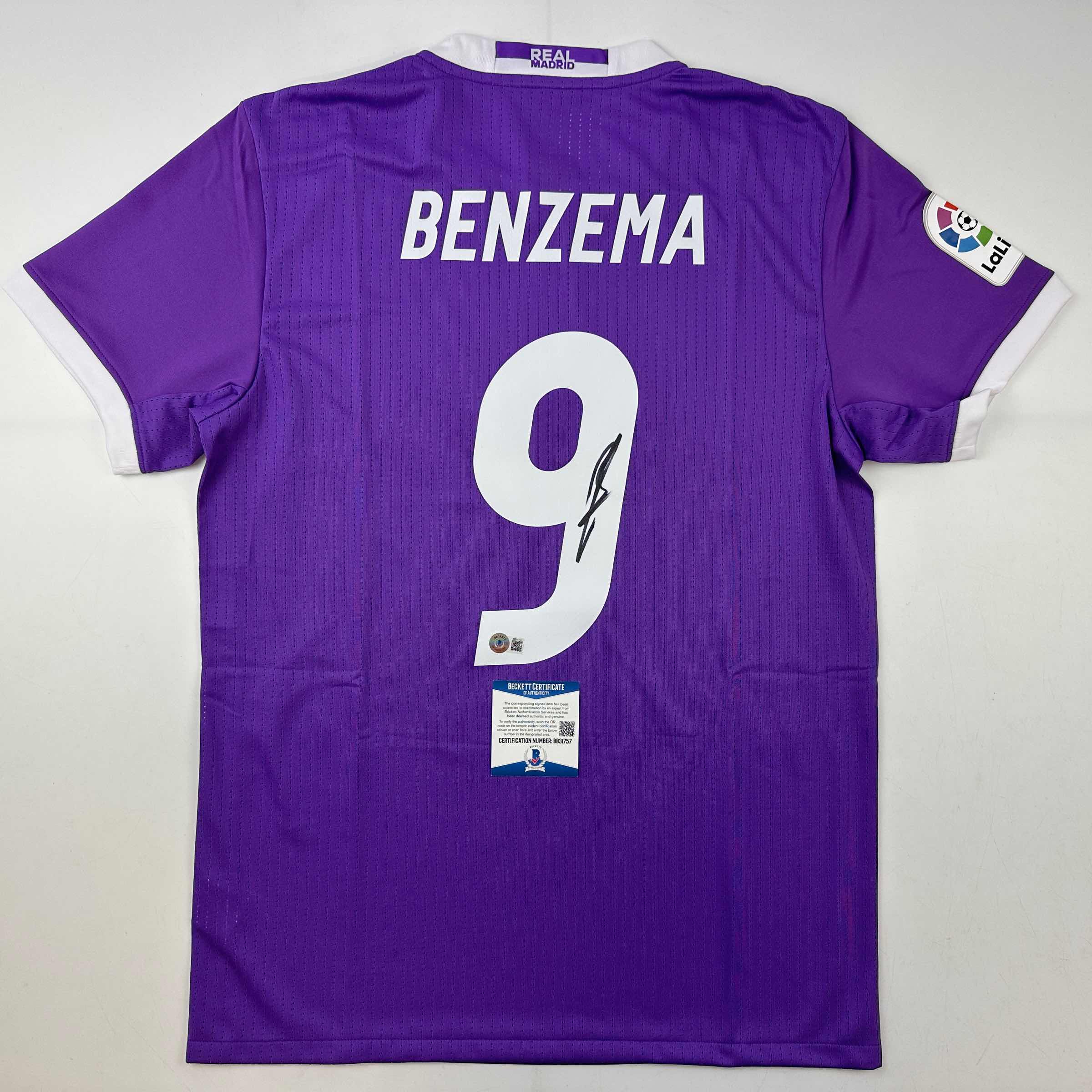 Autographed/Signed Karim Benzema Real Madrid 2016-17 Purple Soccer Jersey Beckett BAS COA