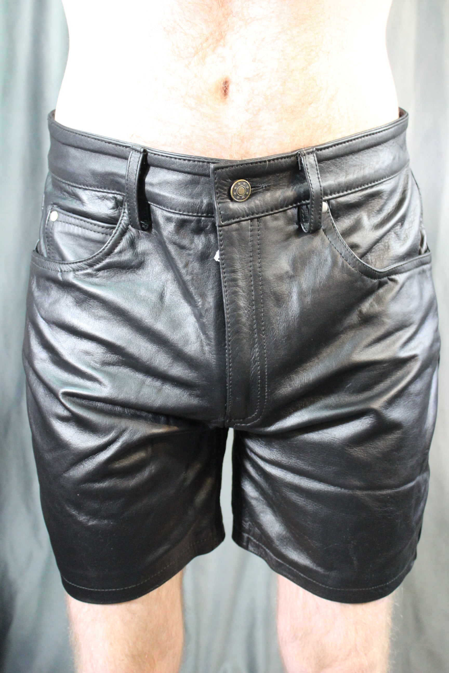 OnF &amp;quot;Chevron&amp;quot; Shorts in Black