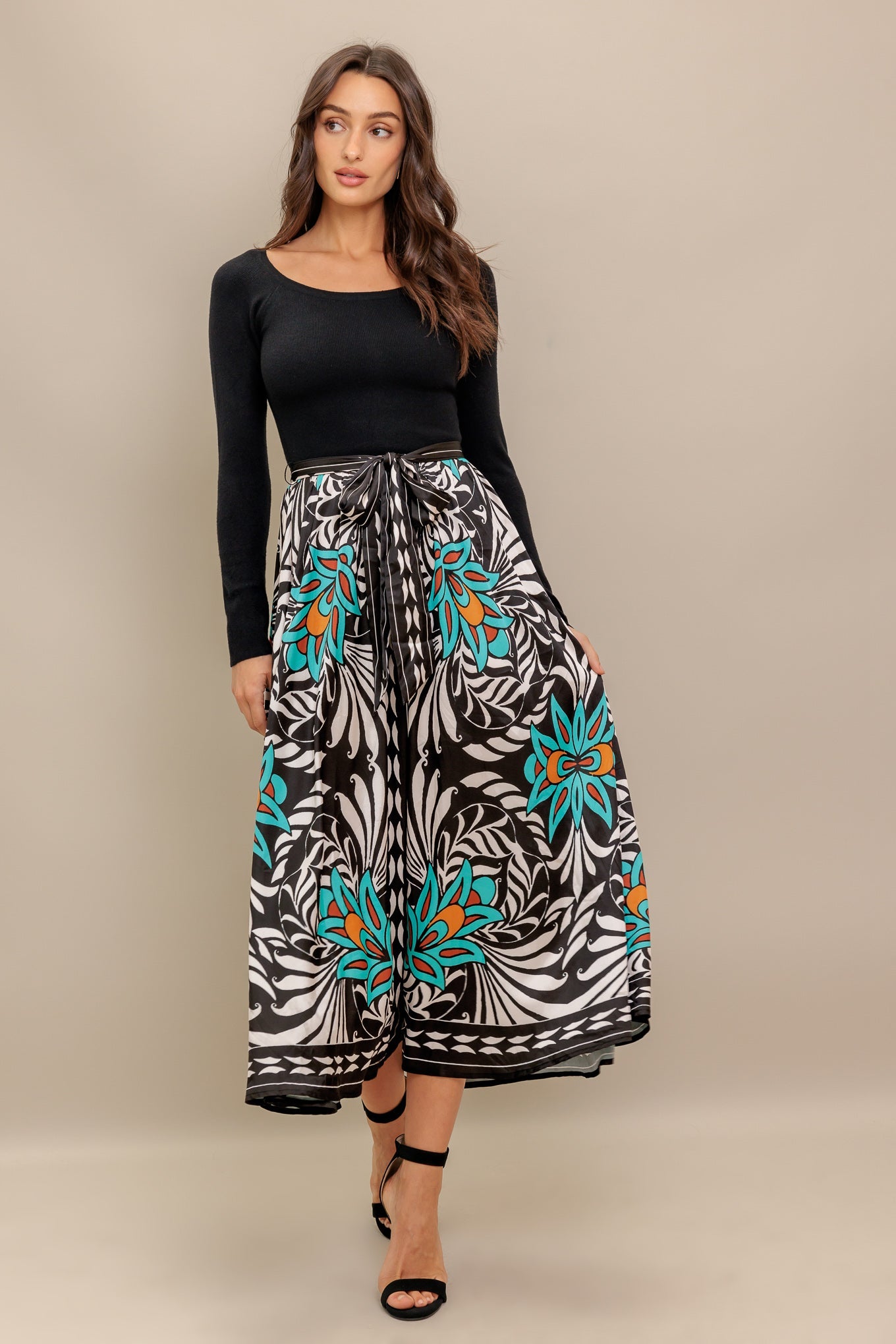 SUNBURST GARDEN BLACK MIDI DRESS