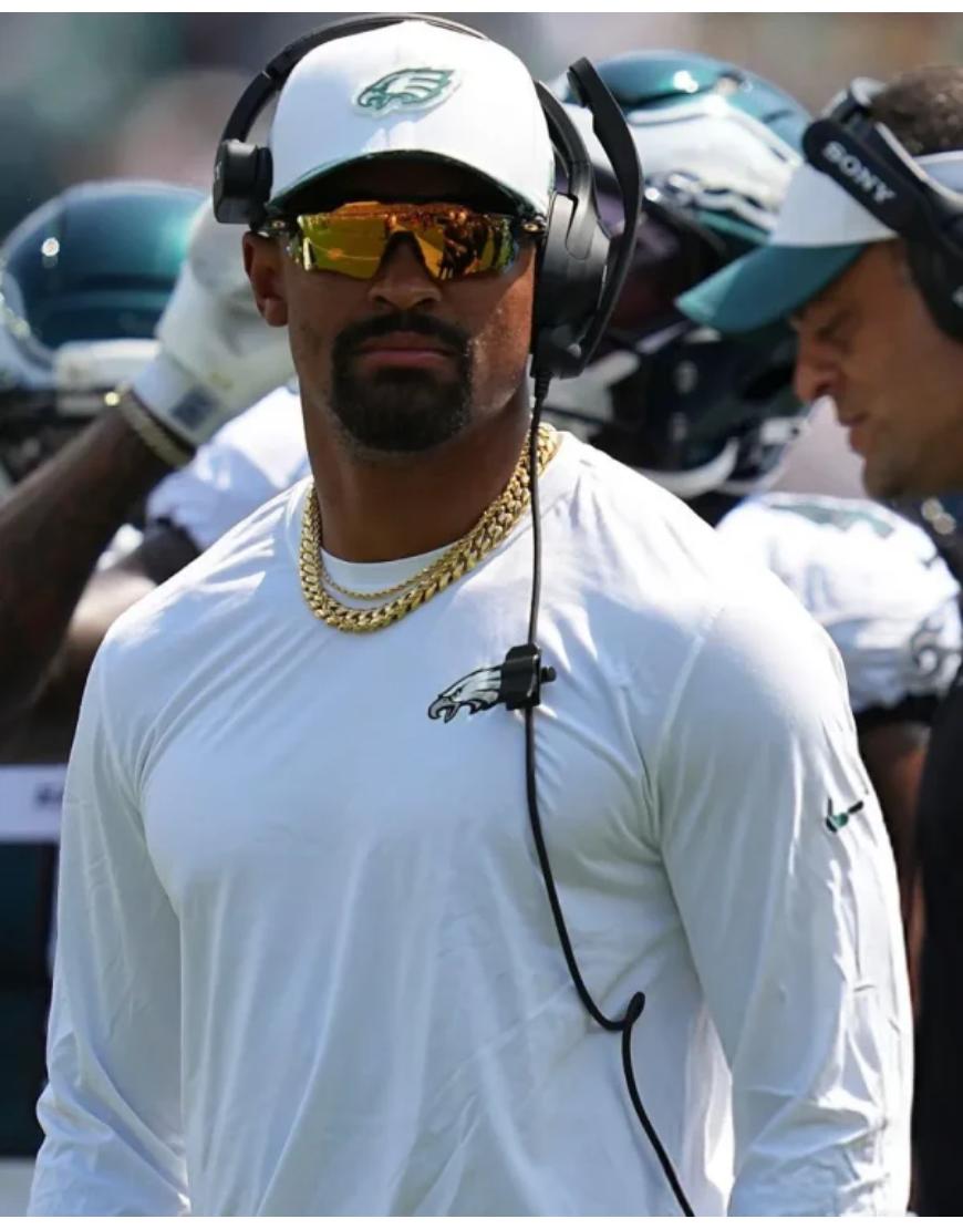 Jalen Hurts NFL Preseason 2025 Eagles White Sweatshirt