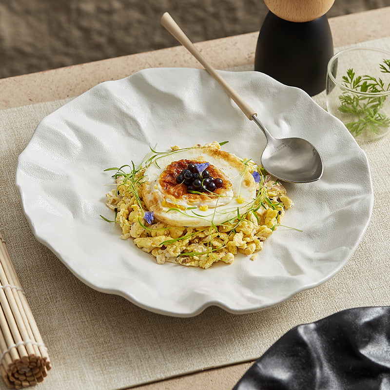 Japanese-Inspired Ripple Deep Ceramic Dish | 3CARATS