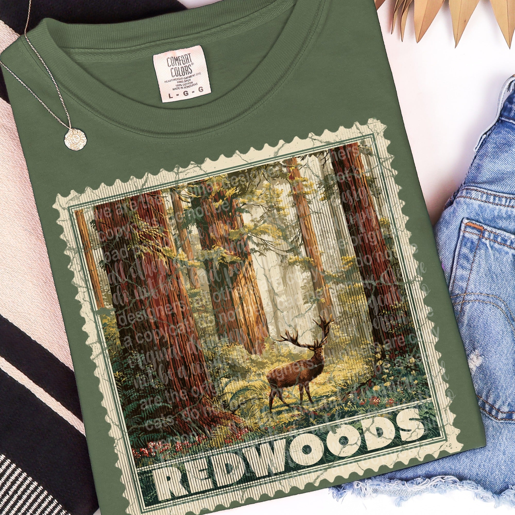 REDWOODS GRAPHIC TEE